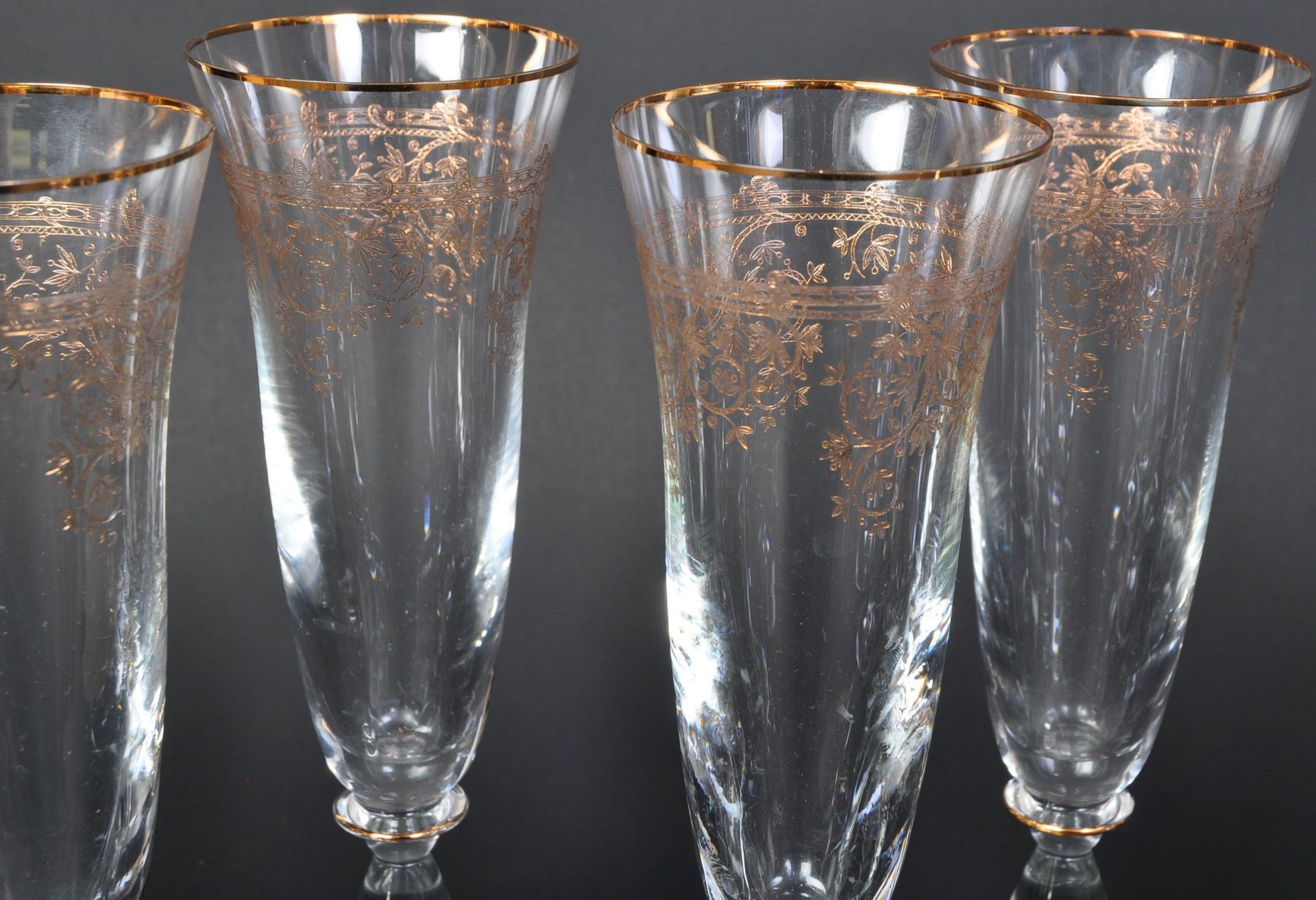COLLECTION OF VINTAGE MID CENTURY GLASS GOBLET VASES - Image 3 of 5