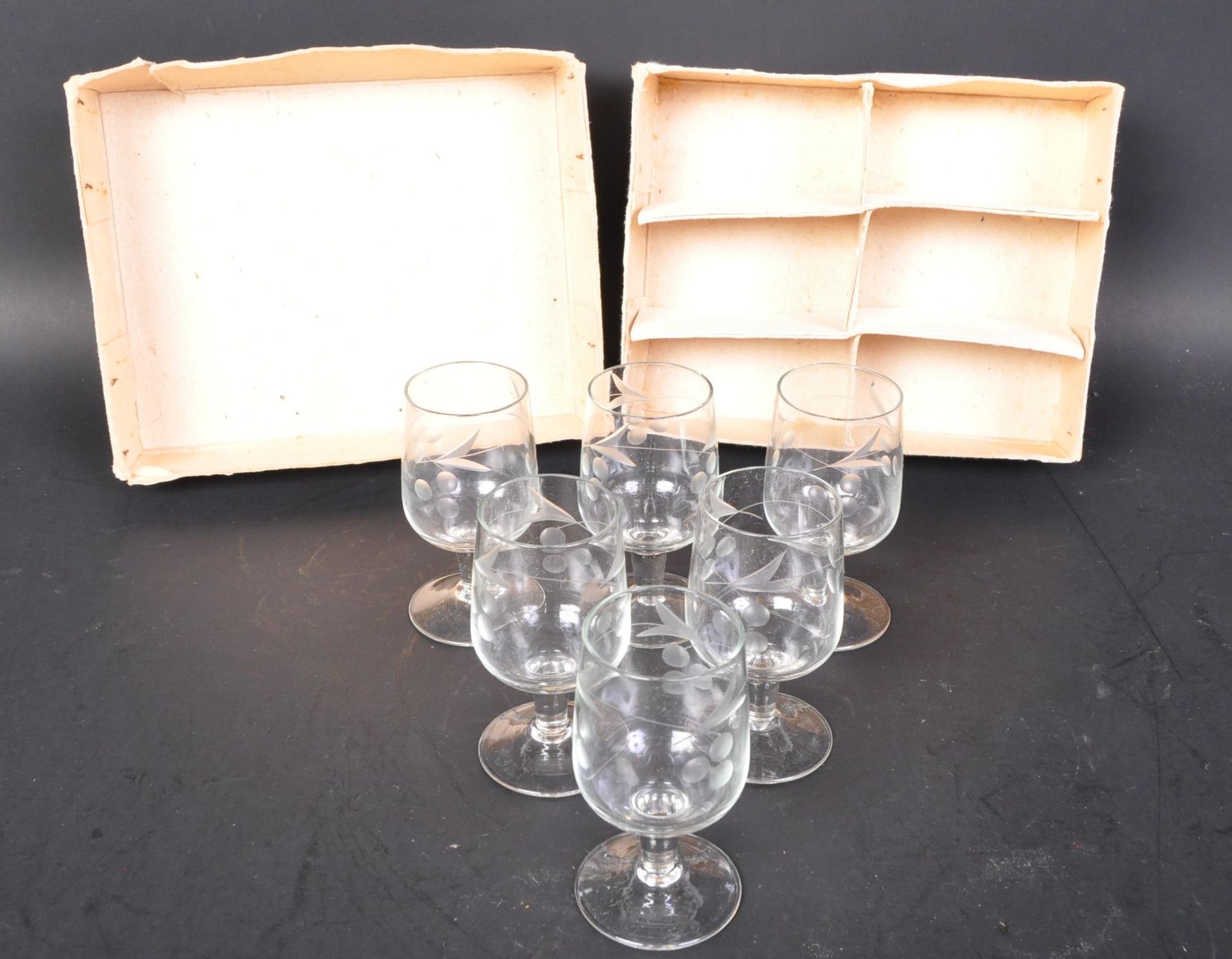 SET OF SIX BARLEY TWIST SHERRY DRINKING GLASSES