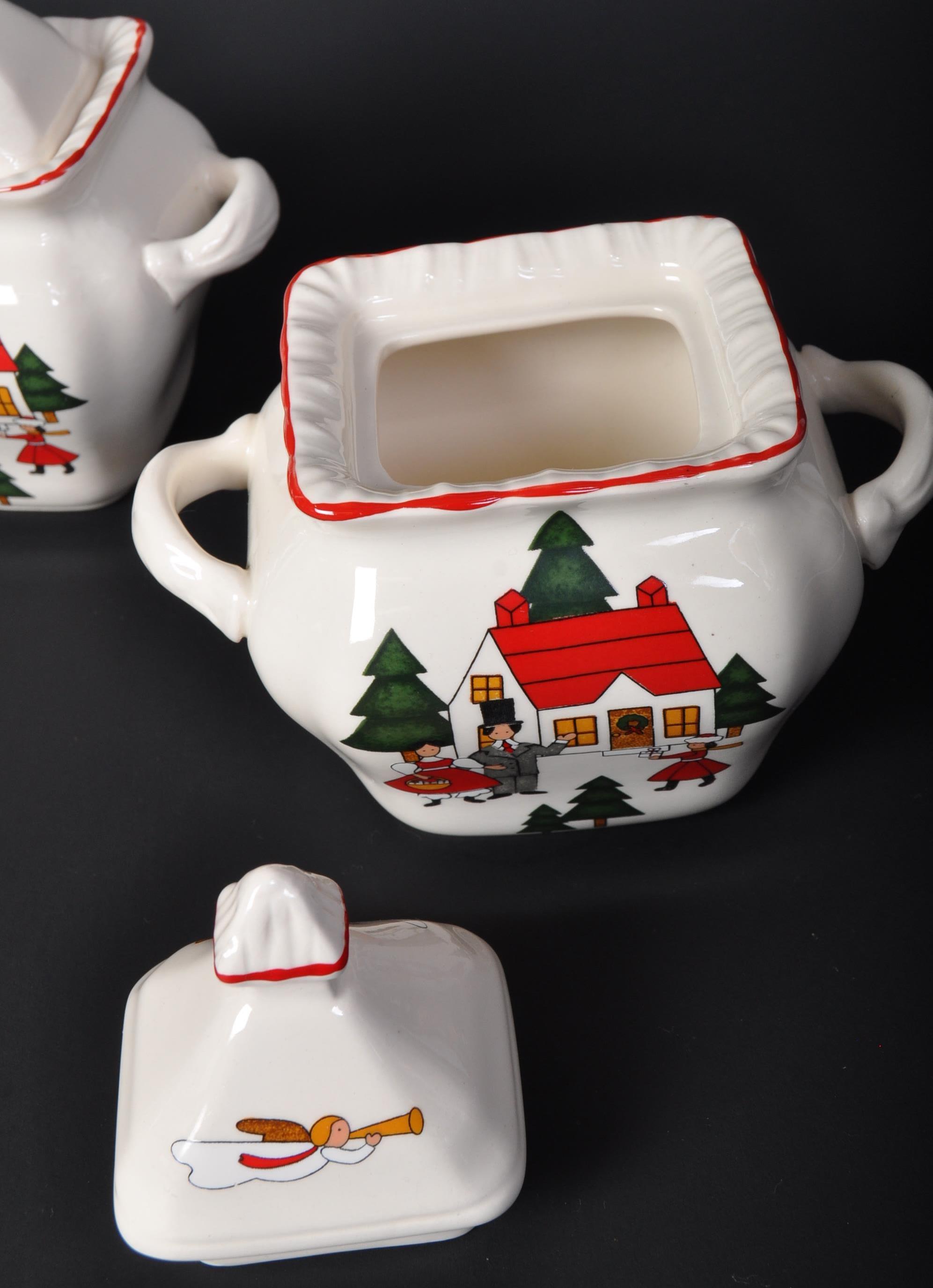 FOUR MASON'S IRONSTONE 'CHRISTMAS VILLAGE' LIDDED POTS - Image 4 of 6