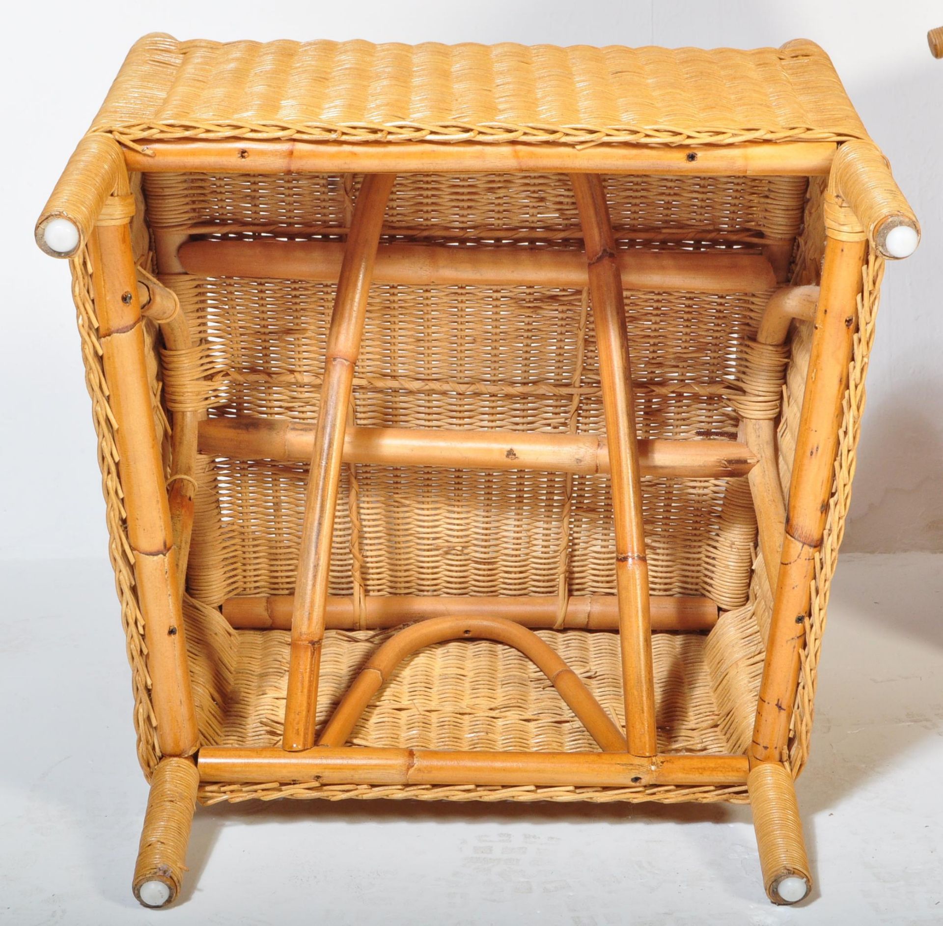 PAIR RETRO 20TH CENTURY WICKER RATTAN WEAVE ARMCHAIRS - Image 5 of 5