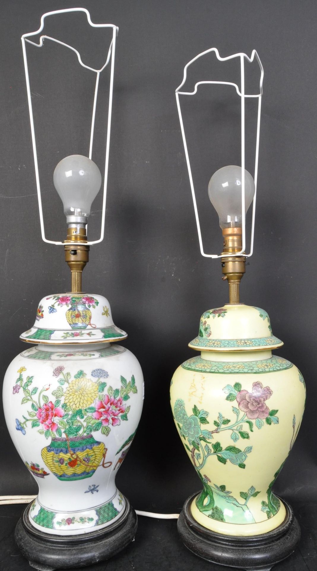 PAIR OF CHINESE FAMILLE ROSE PORCELAIN VASE LAMPS