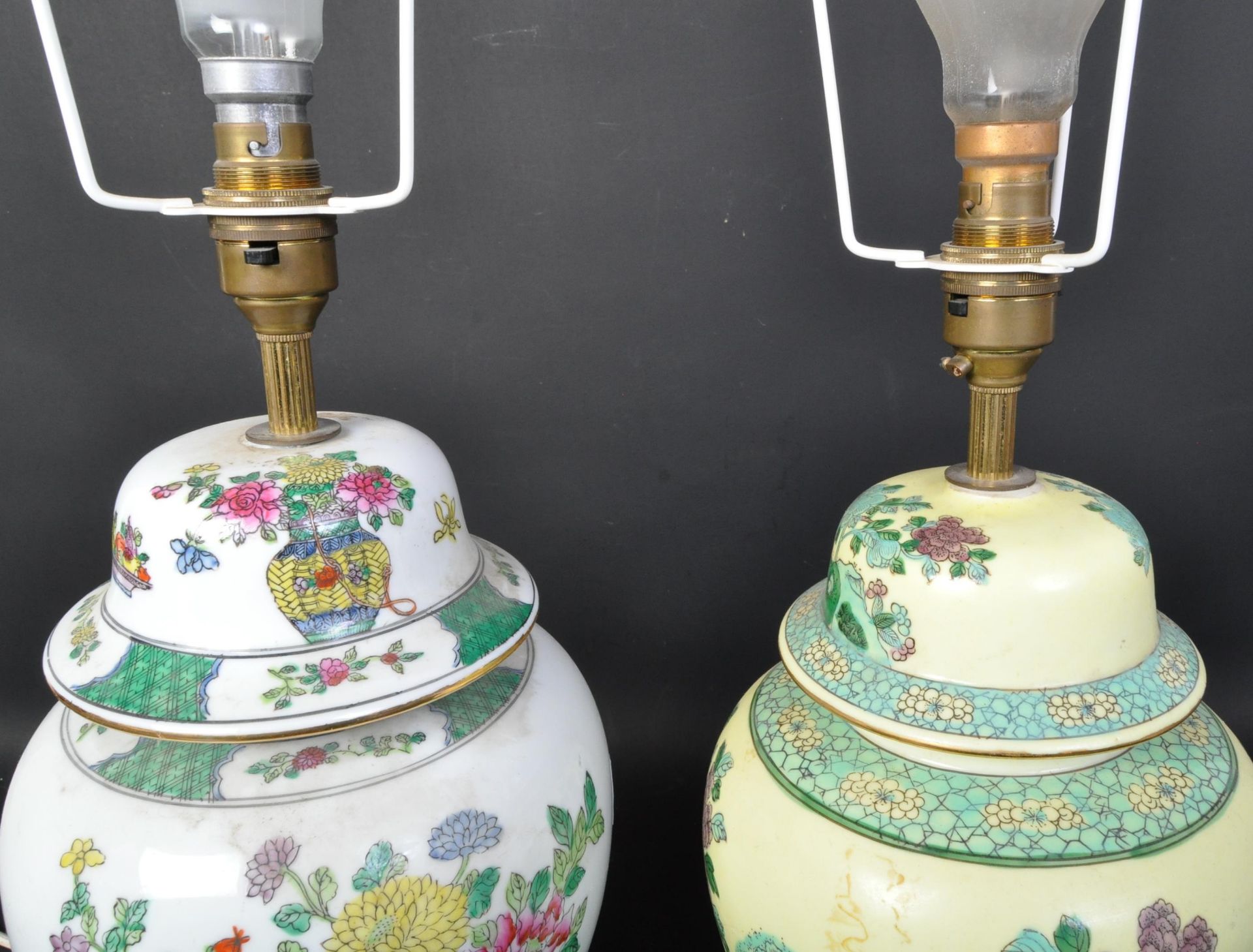 PAIR OF CHINESE FAMILLE ROSE PORCELAIN VASE LAMPS - Image 5 of 5