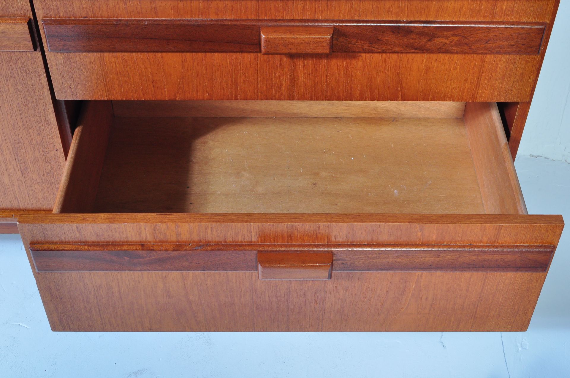 PORTWOOD FURNITURE - MID 20TH CENTURY TEAK SIDEBOARD - Image 6 of 6