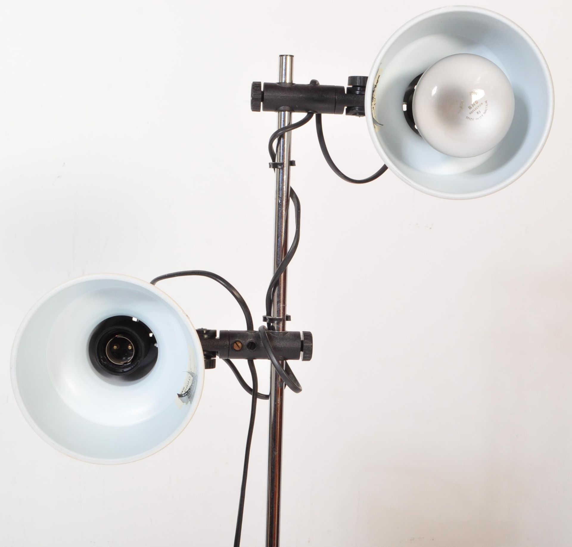 RETRO MID CENTURY DOUBLE SHADE STANDARD LAMP - Image 5 of 5