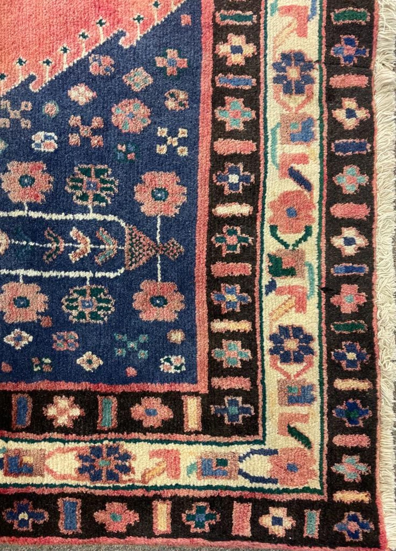 EARLY 20TH CENTURY NORTHWEST PERSIAN AFSHAR FLOOR RUG - Image 3 of 4