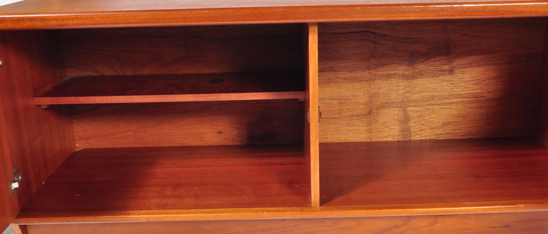 PORTWOOD FURNITURE - MID 20TH CENTURY TEAK SIDEBOARD - Image 3 of 6