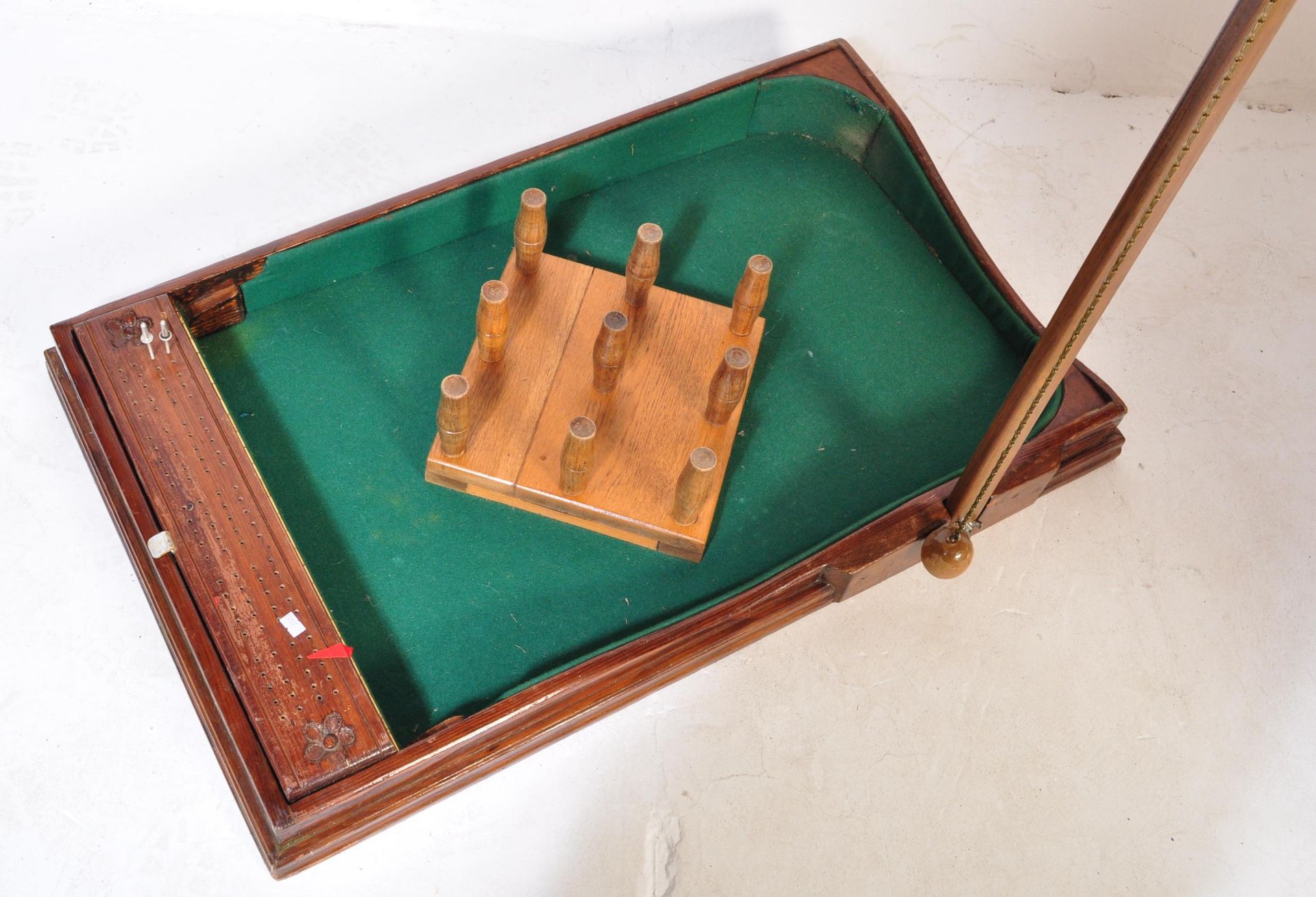 EARLY 20TH CENTURY MAHOGANY TABLE TOP SKITTLES GAME - Image 2 of 6