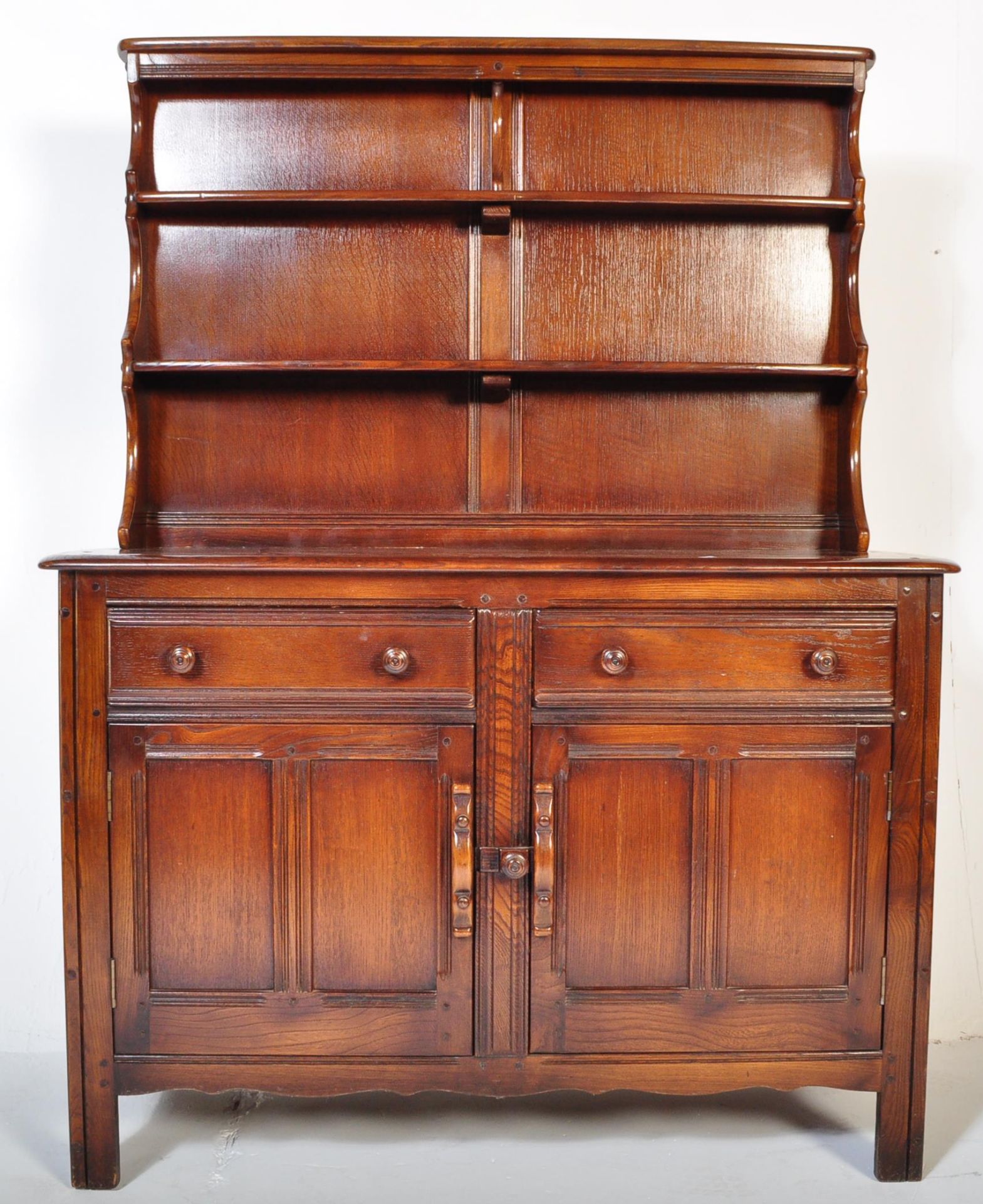 ERCOL OLD COLONIAL DARK ELM WOOD DRESSER - Image 3 of 5