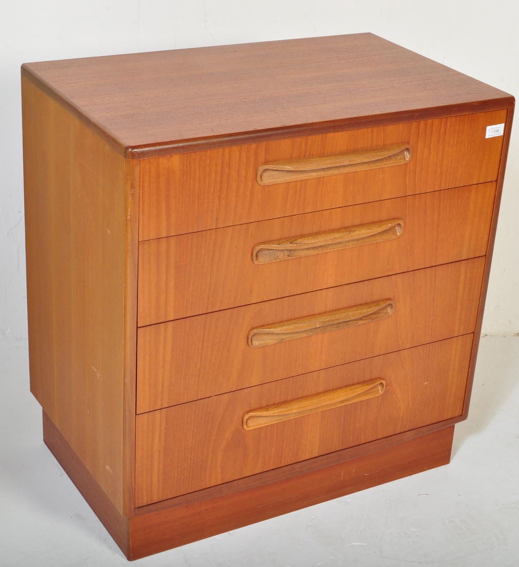 MID CENTURY G-PLAN FRESCO TEAK CHEST OF DRAWERS - Image 2 of 5