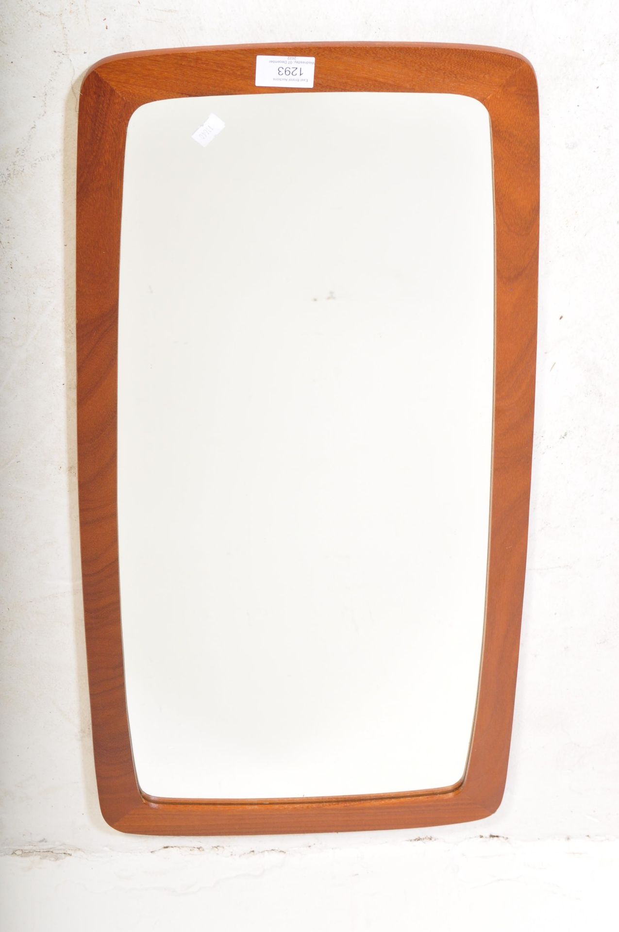 VINTAGE ATOMIC STYLE TEAK WALL MIRROR - Image 2 of 4