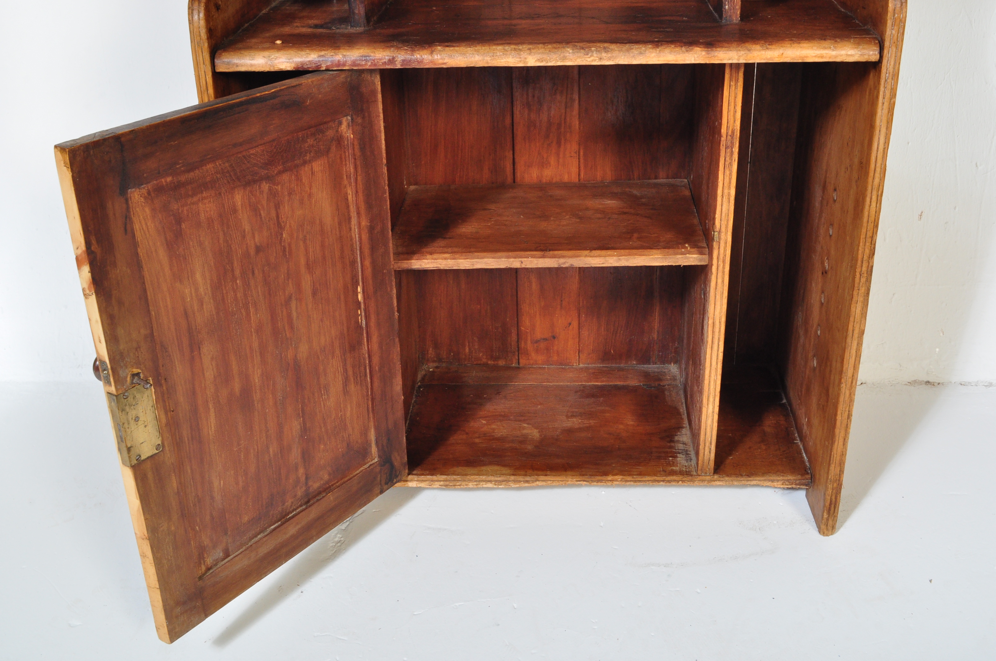 VINTAGE 20TH CENTURY OAK RECEPTION CABINET - Image 2 of 5