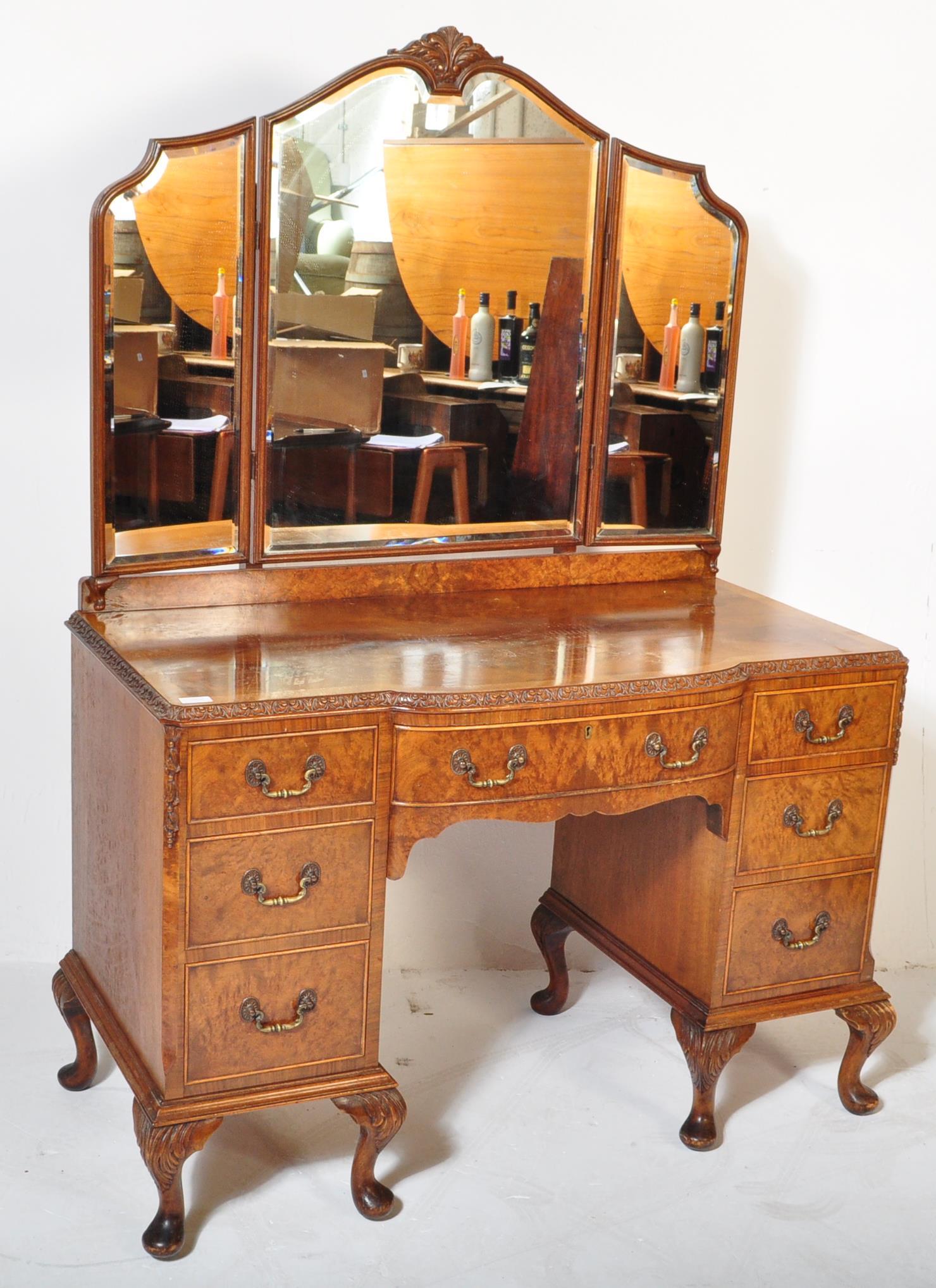 QUEEN ANNE BURR WALNUT DRESSING TABLE CHEST - Image 2 of 5