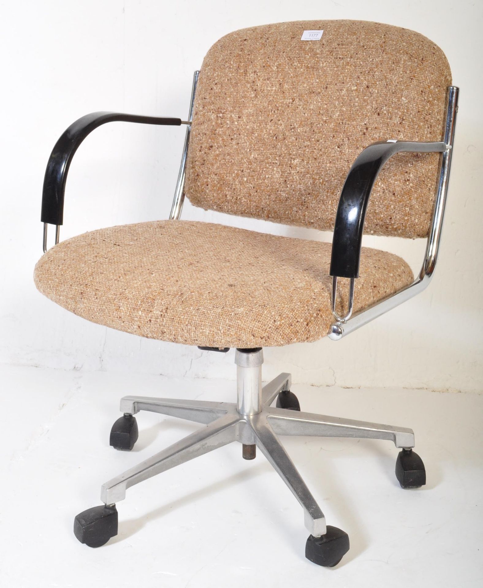 MID CENTURY RETRO SWIVEL OFFICE CHAIR