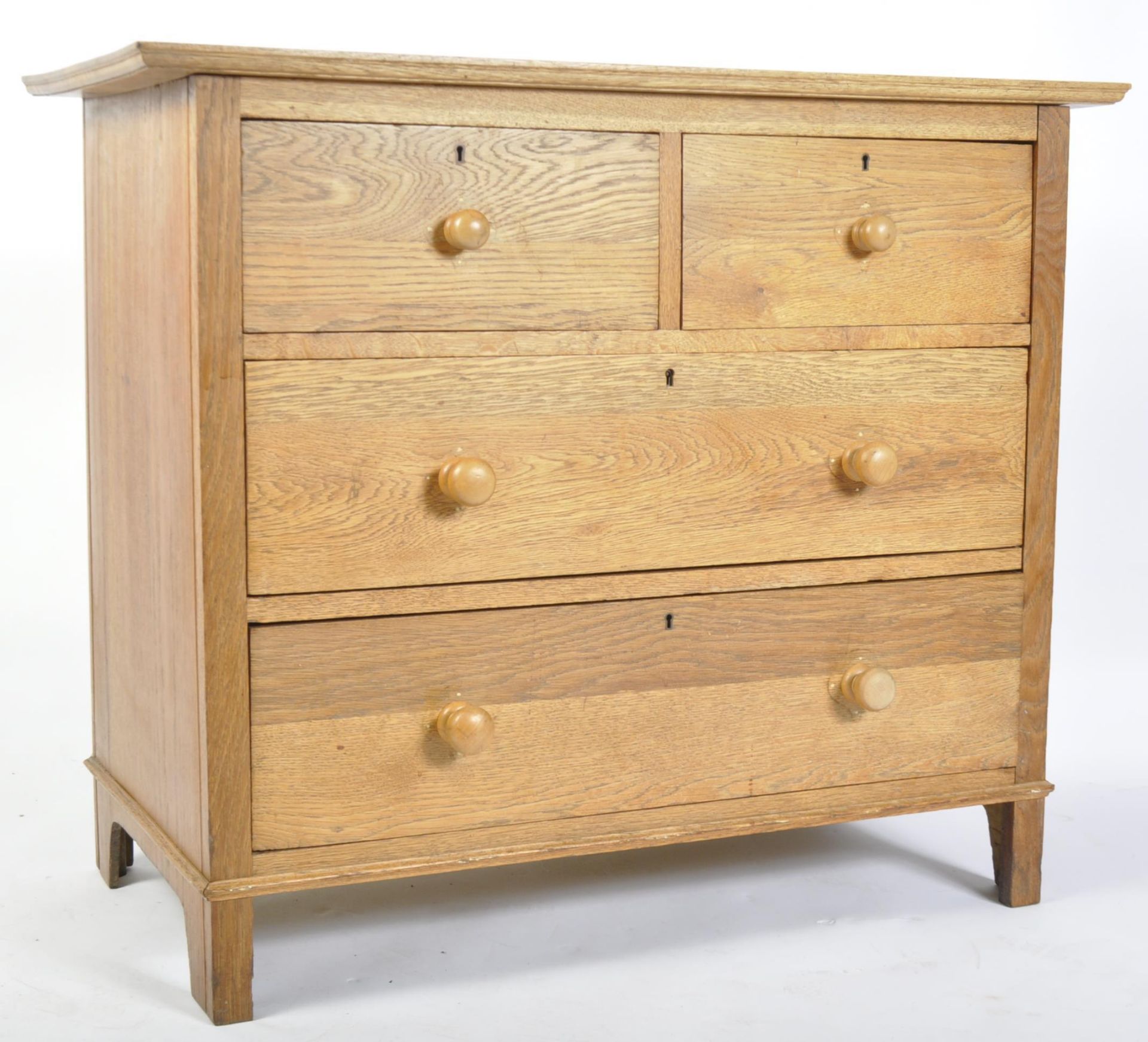 VINTAGE 20TH CENTURY AMERICAN OAK CHEST OF DRAWERS