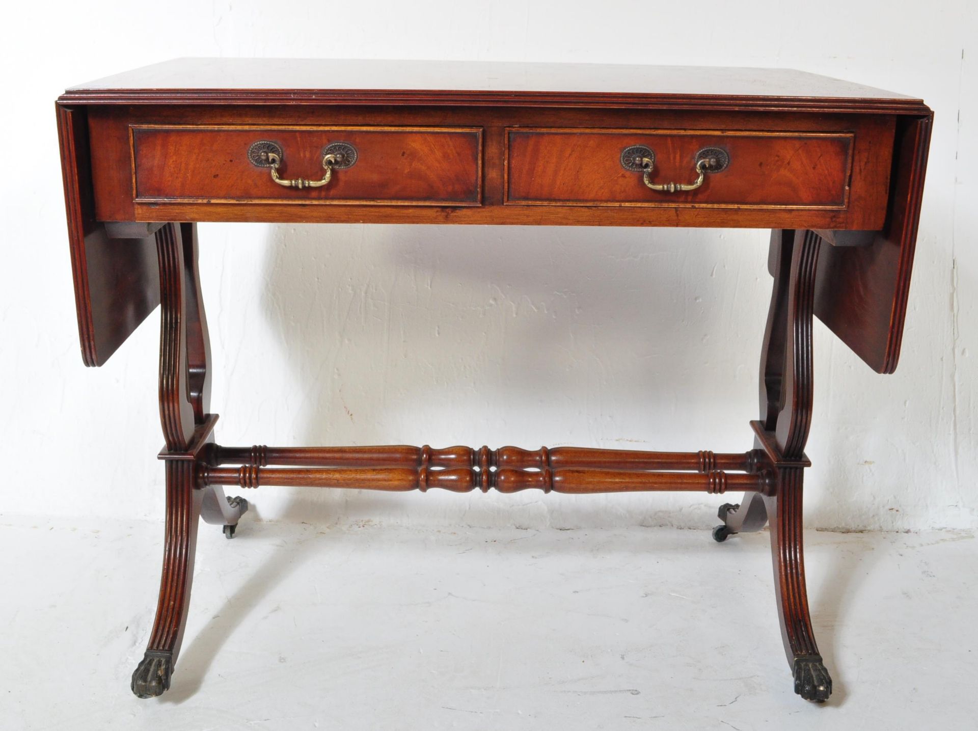 20TH CENTURY GEORGE III STYLE LYRA END SOFA TABLE - Bild 3 aus 7