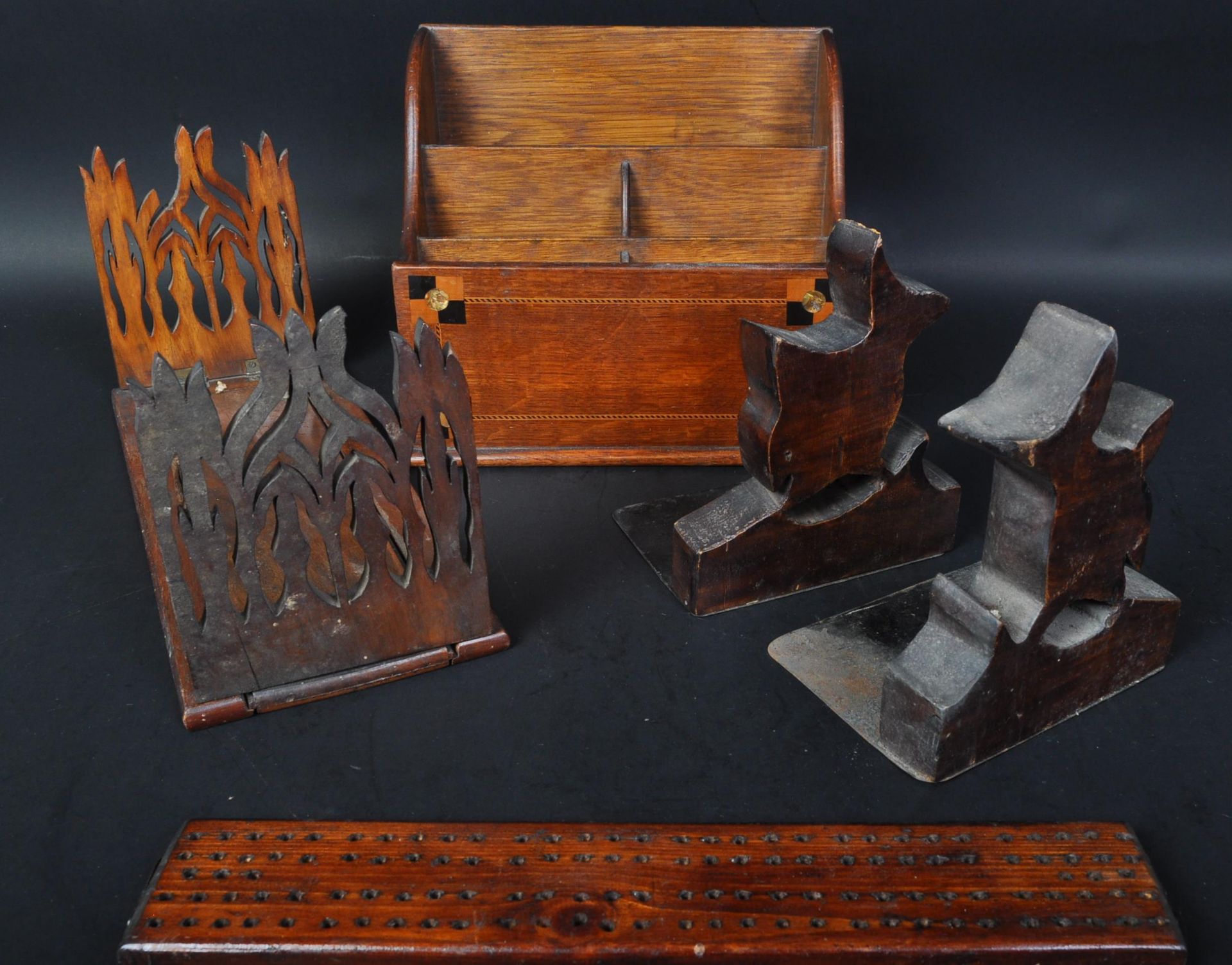 VICTORIAN OAK INLAID DESK TIDY AND FISH BOOKENDS