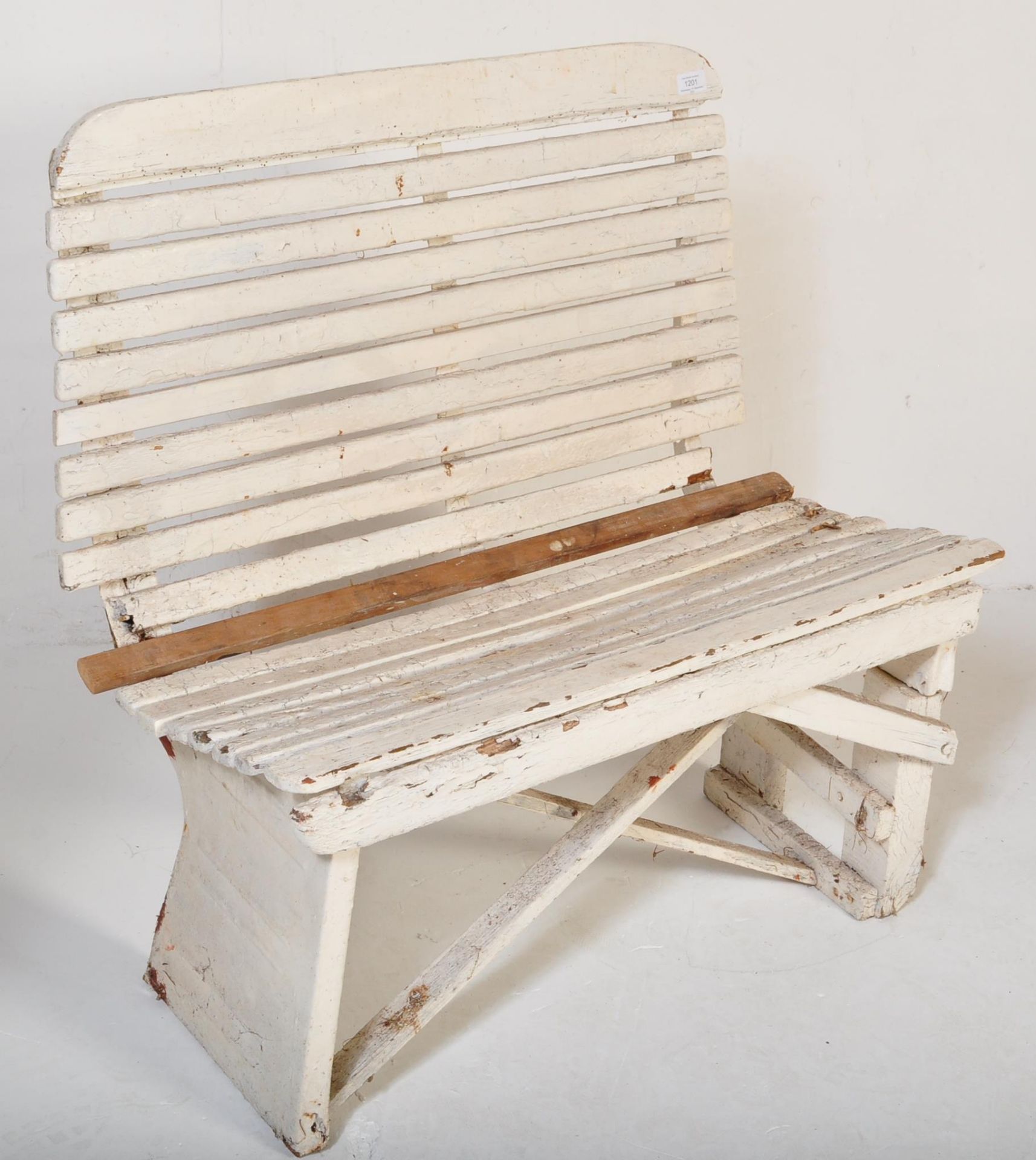 EARLY 20TH CENTURY RAILWAY TRAIN STATION BENCH - Bild 2 aus 5