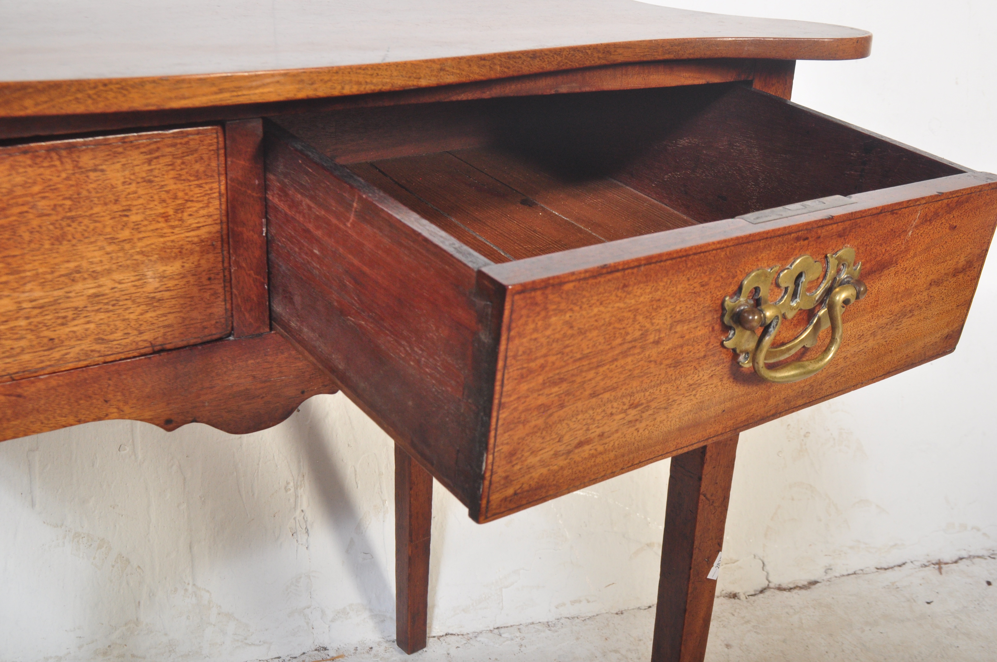 19TH CENTURY GEORGE III SERPENTINE MAHOGANY WRITING TABLE - Image 2 of 6