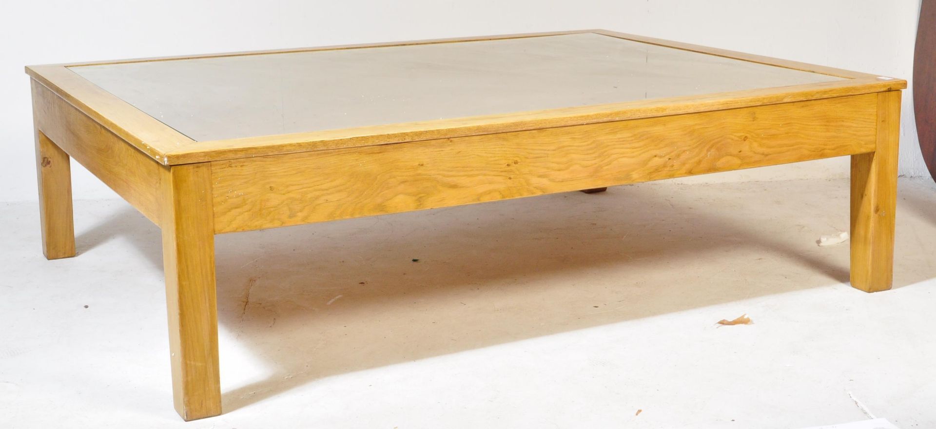 LARGE CONTEMPORARY OAK GLAZED COFFEE TABLE