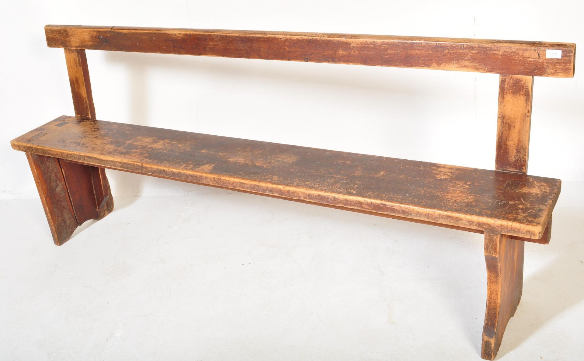 EARLY 20TH CENTURY VINTAGE PINE RAILWAY - STATION BENCH - Bild 2 aus 4