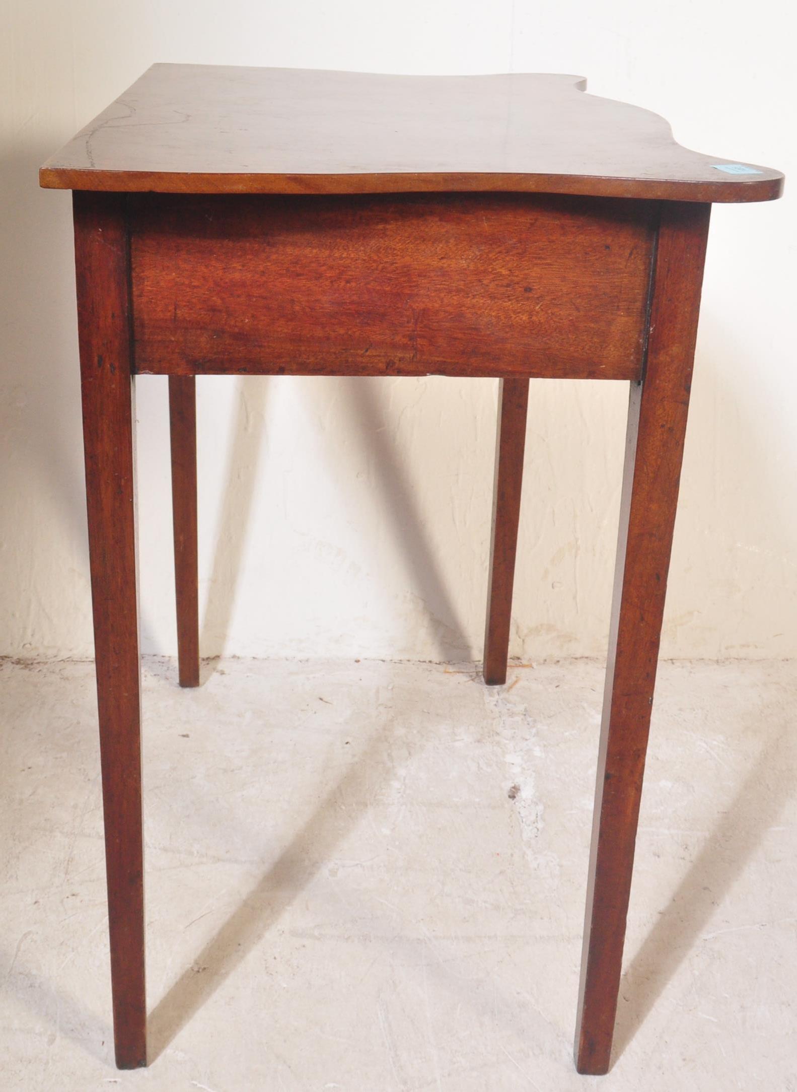 19TH CENTURY GEORGE III SERPENTINE MAHOGANY WRITING TABLE - Image 5 of 6