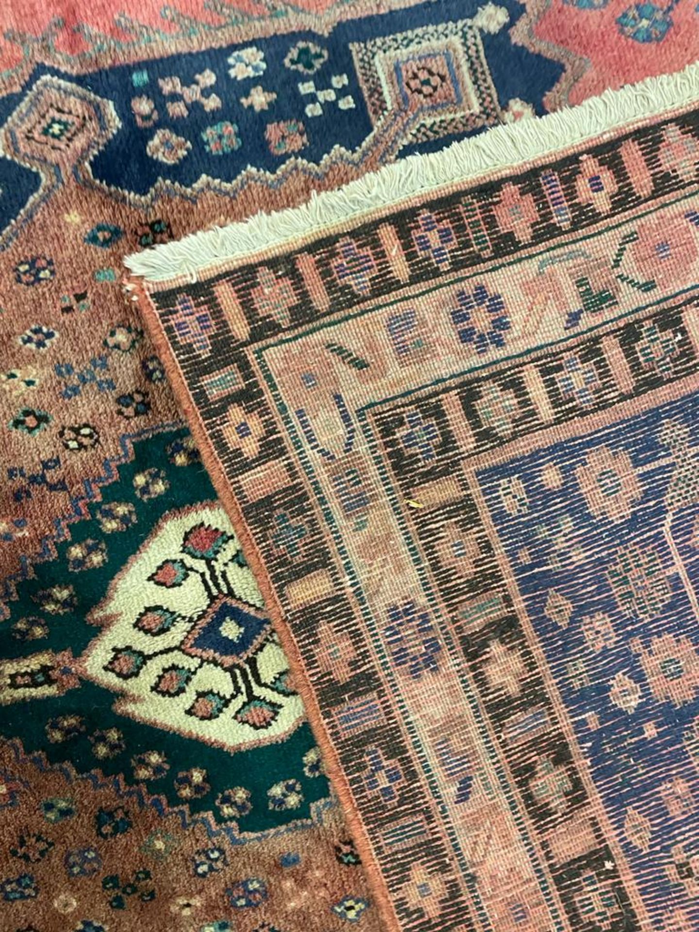 EARLY 20TH CENTURY NORTHWEST PERSIAN AFSHAR FLOOR RUG - Image 4 of 4