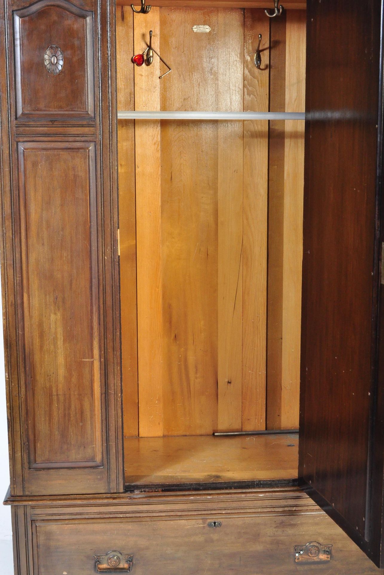 EDWARDIAN MAHOGANY ARTS & CRAFTS WARDROBE ARMOIRE. - Image 2 of 5