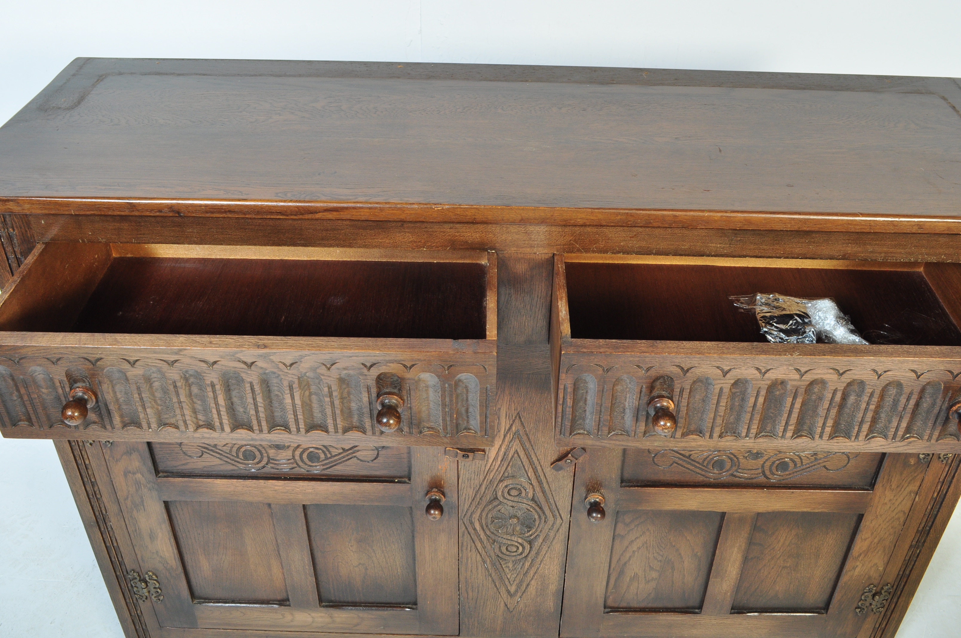 JACOBEAN REVIVAL GOTHIC STYLE OAK WELSH DRESSER - Image 4 of 5