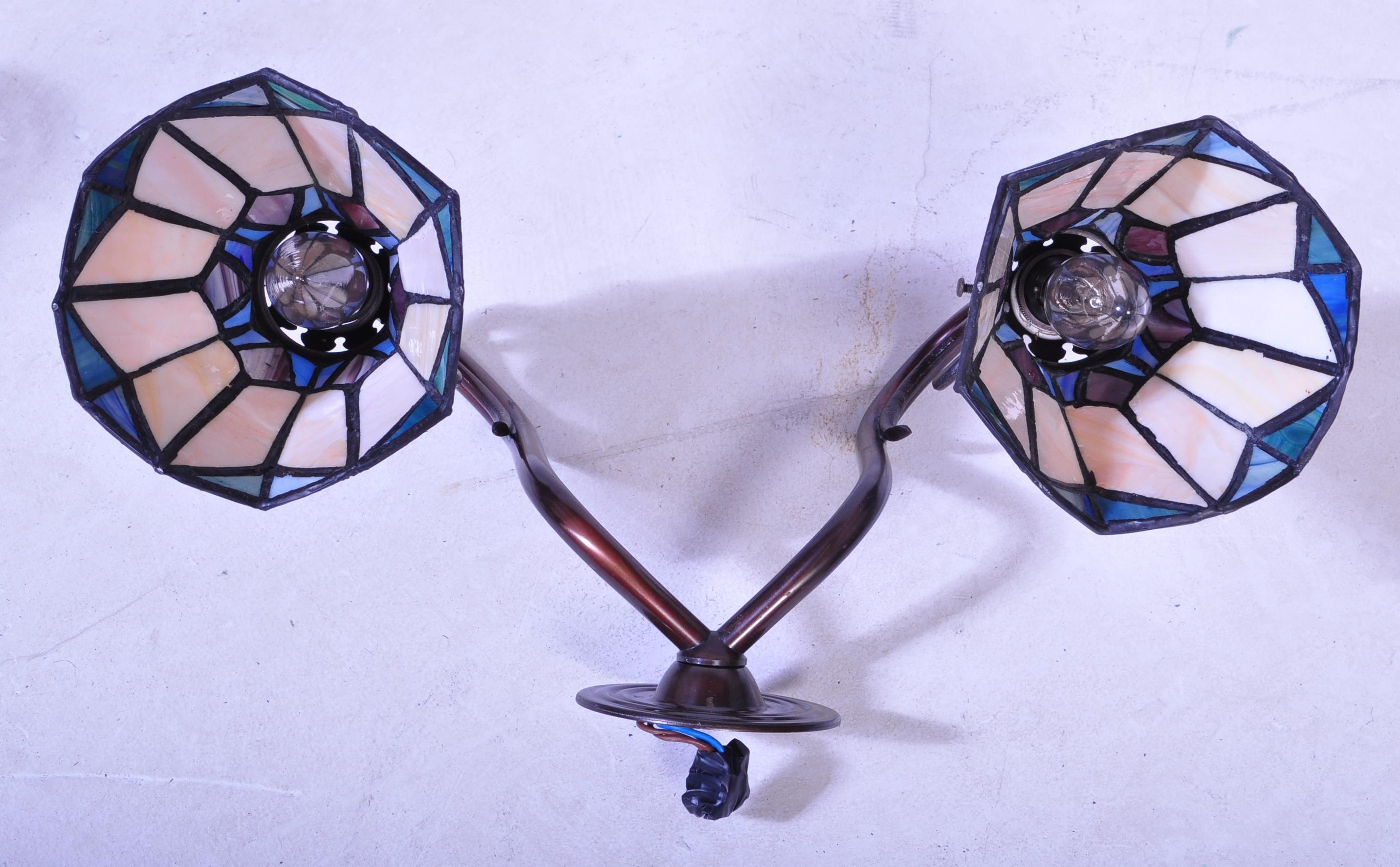 SET OF VINTAGE 20TH CENTURY TIFFANY WALL LAMP LIGHTS - Image 5 of 5