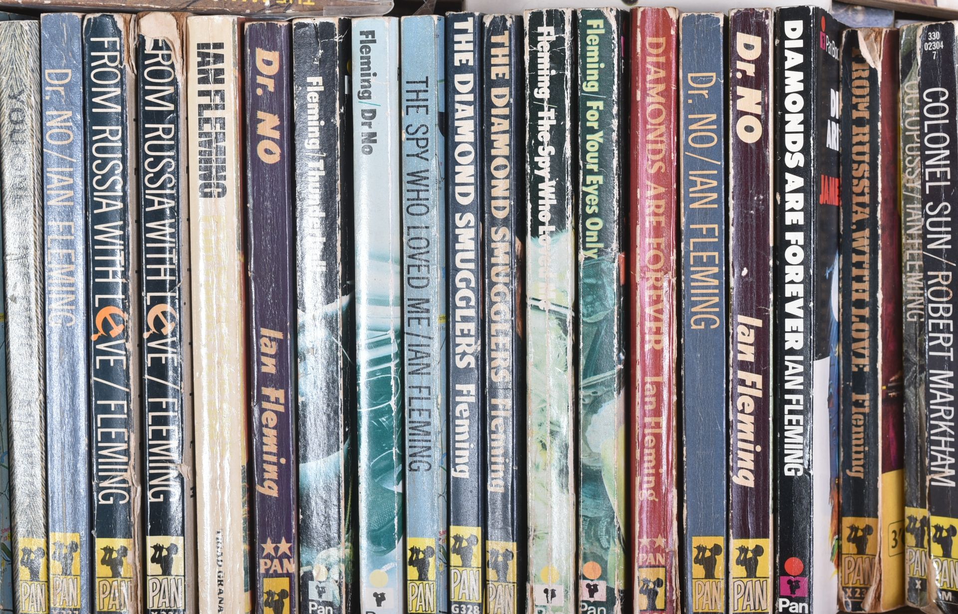 JAMES BOND - LARGE COLLECTION OF VINTAGE PAN BOOKS - Image 3 of 6