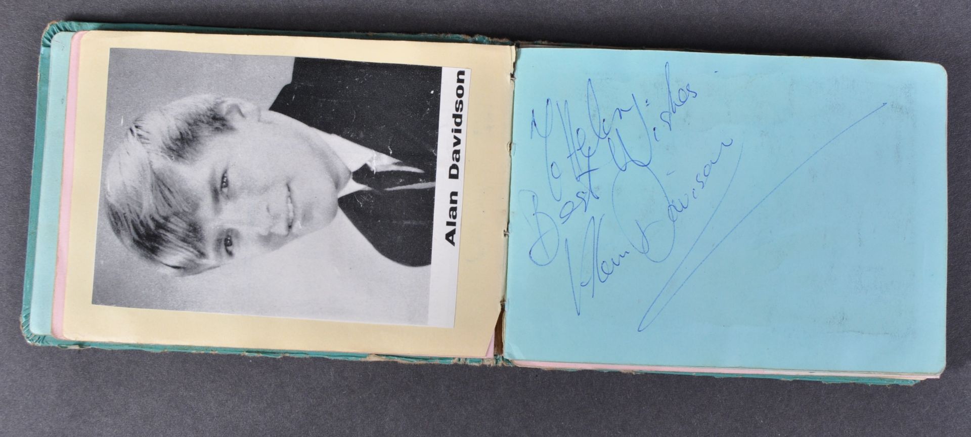 1960S MUSIC AUTOGRAPH ALBUMS - OBTAINED FROM DISCS-A-GOGO - Image 11 of 31