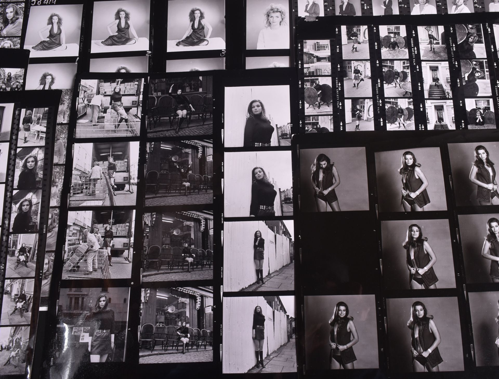 VALERIE LEON COLLECTION - COLLECTION OF MODELLING CONTACT SHEETS - Bild 6 aus 6