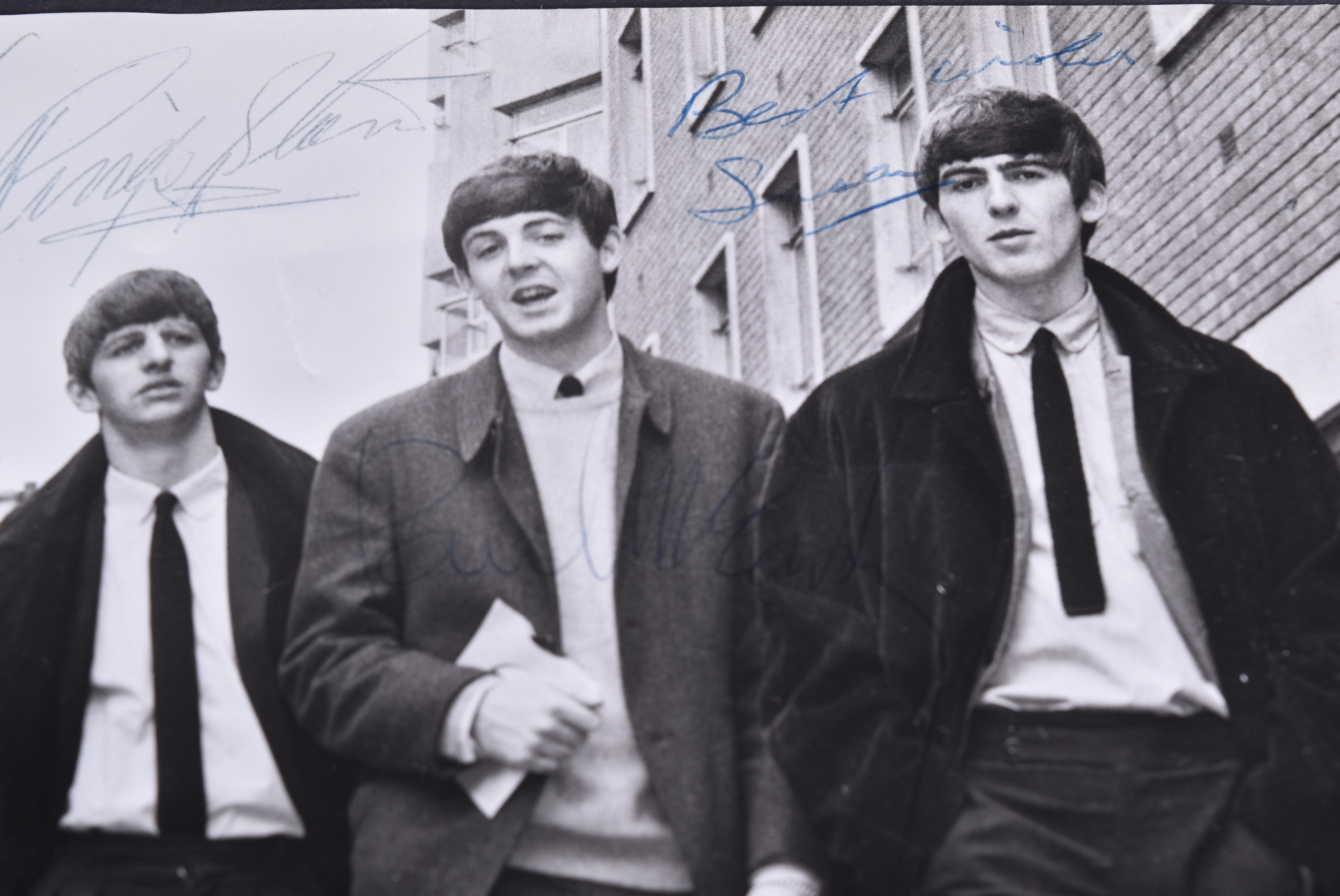 THE BEATLES - 8X10" PHOTOGRAPH SIGNED BY ALL FOUR MEMBERS - Image 3 of 6
