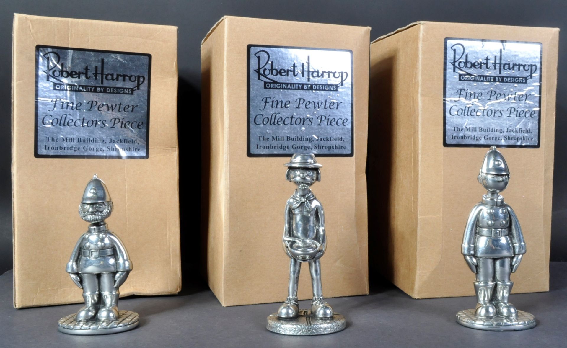 CAMBERWICK GREEN - ROBERT HARROP – FIGURINES - Image 2 of 5