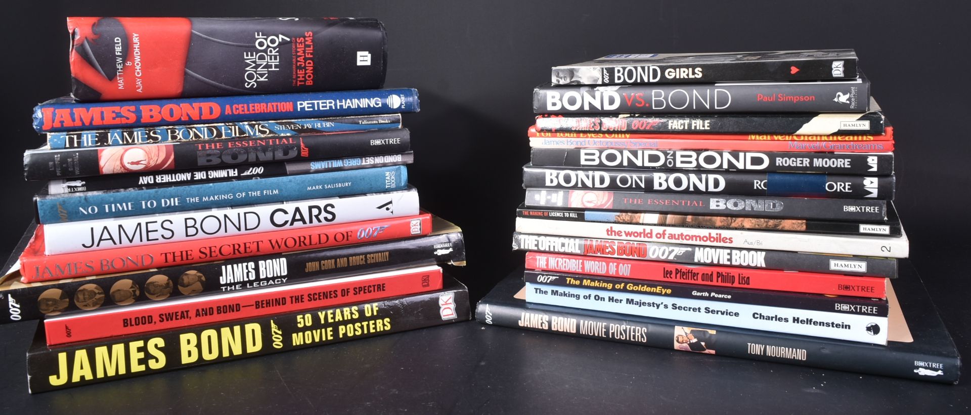 JAMES BOND - COLLECTION OF HARDBACK RELATED BOOKS - Image 2 of 6