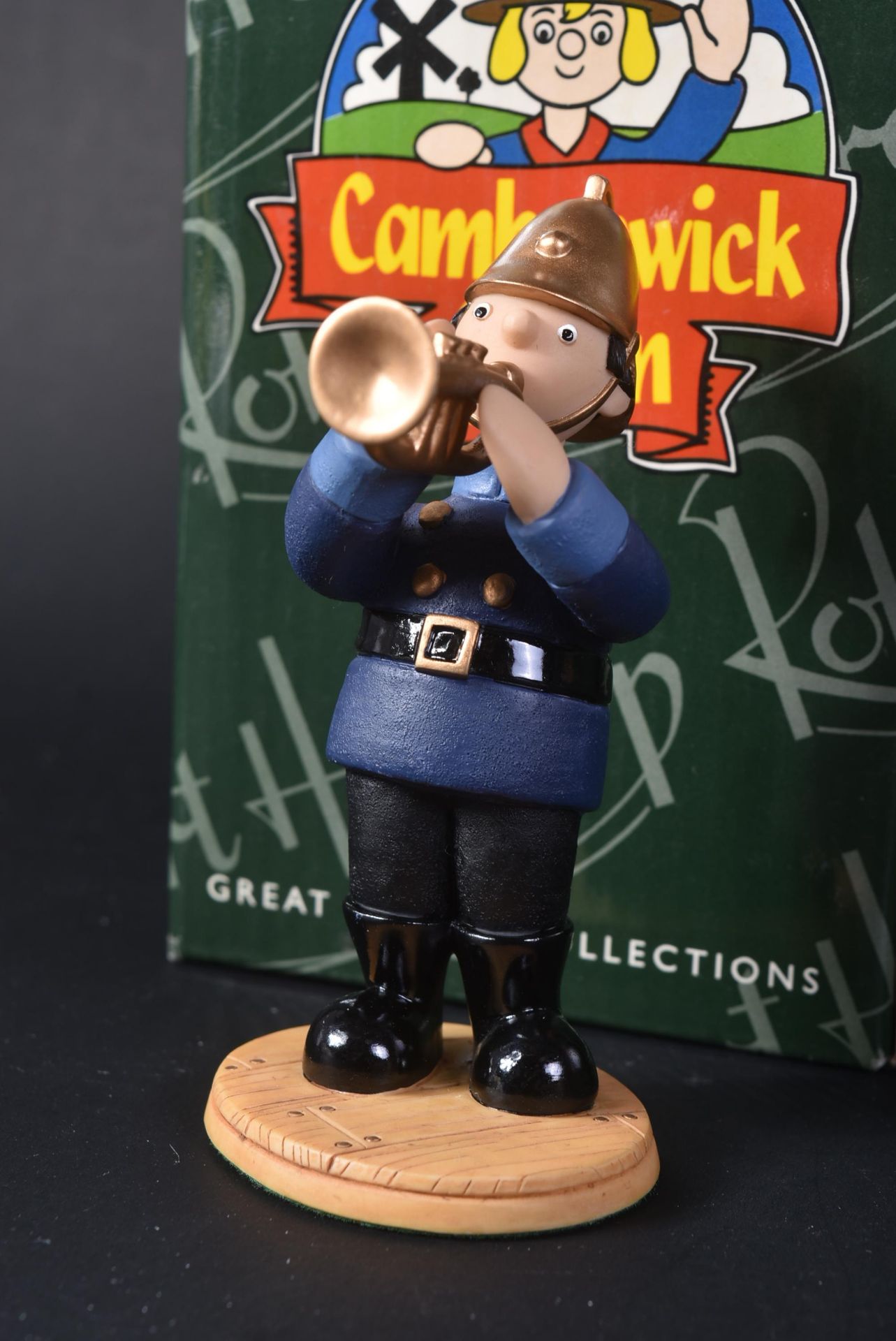 CAMBERWICK GREEN – ROBERT HARROP – FIGURINES / STATUES - Image 8 of 9