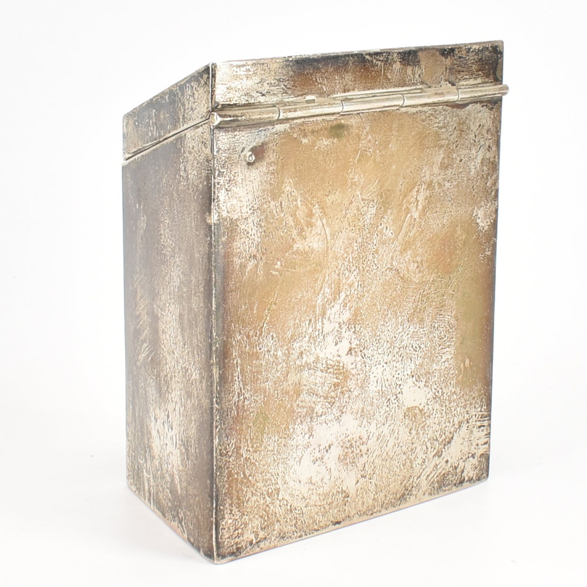 HALLMARKED 1912 SILVER TABLE CIGARETTE CASE - Image 4 of 6