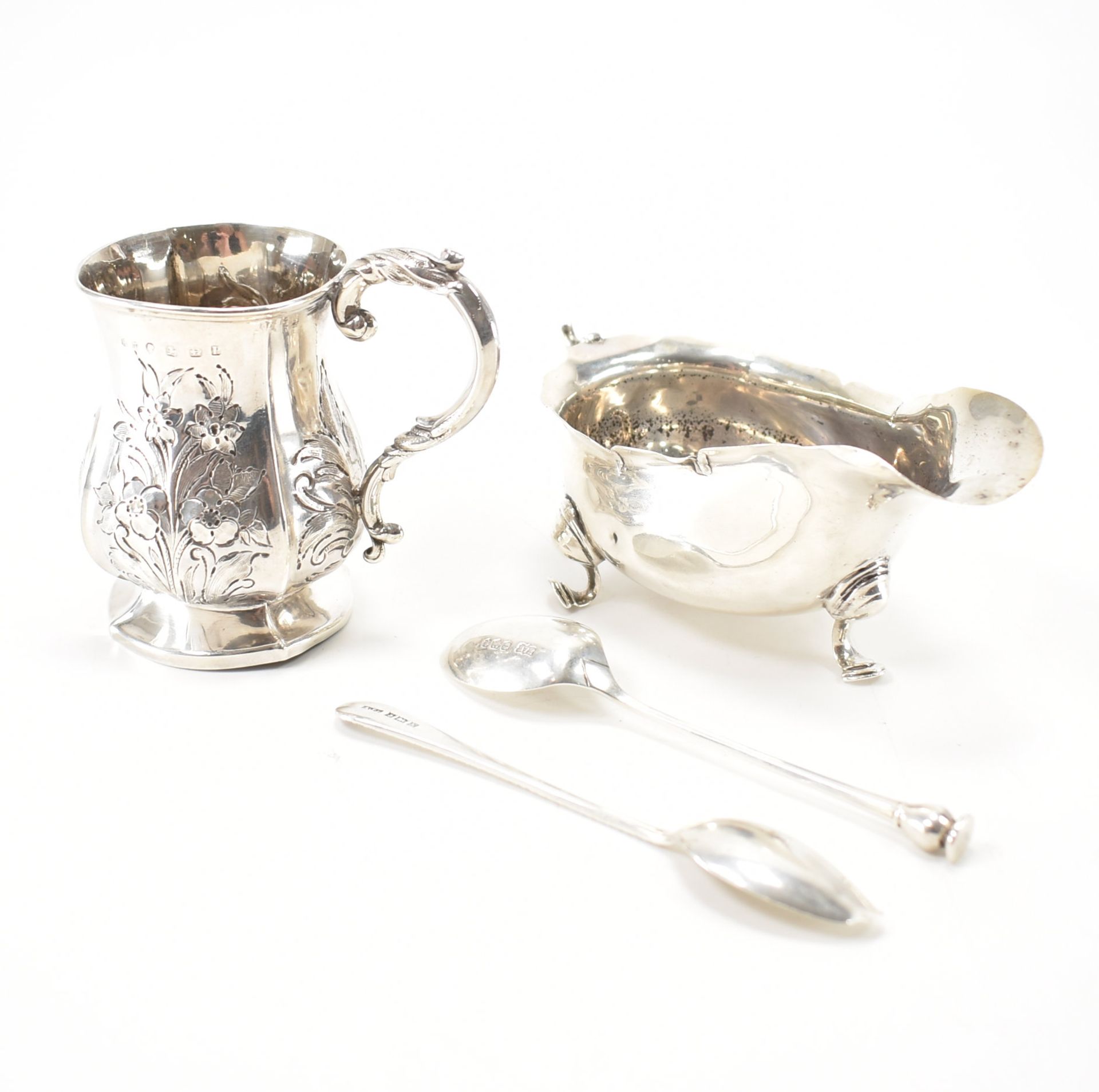 COLLECTION OF HALLMARKED ANTIQUE & LATER SILVER ITEMS - Image 4 of 12