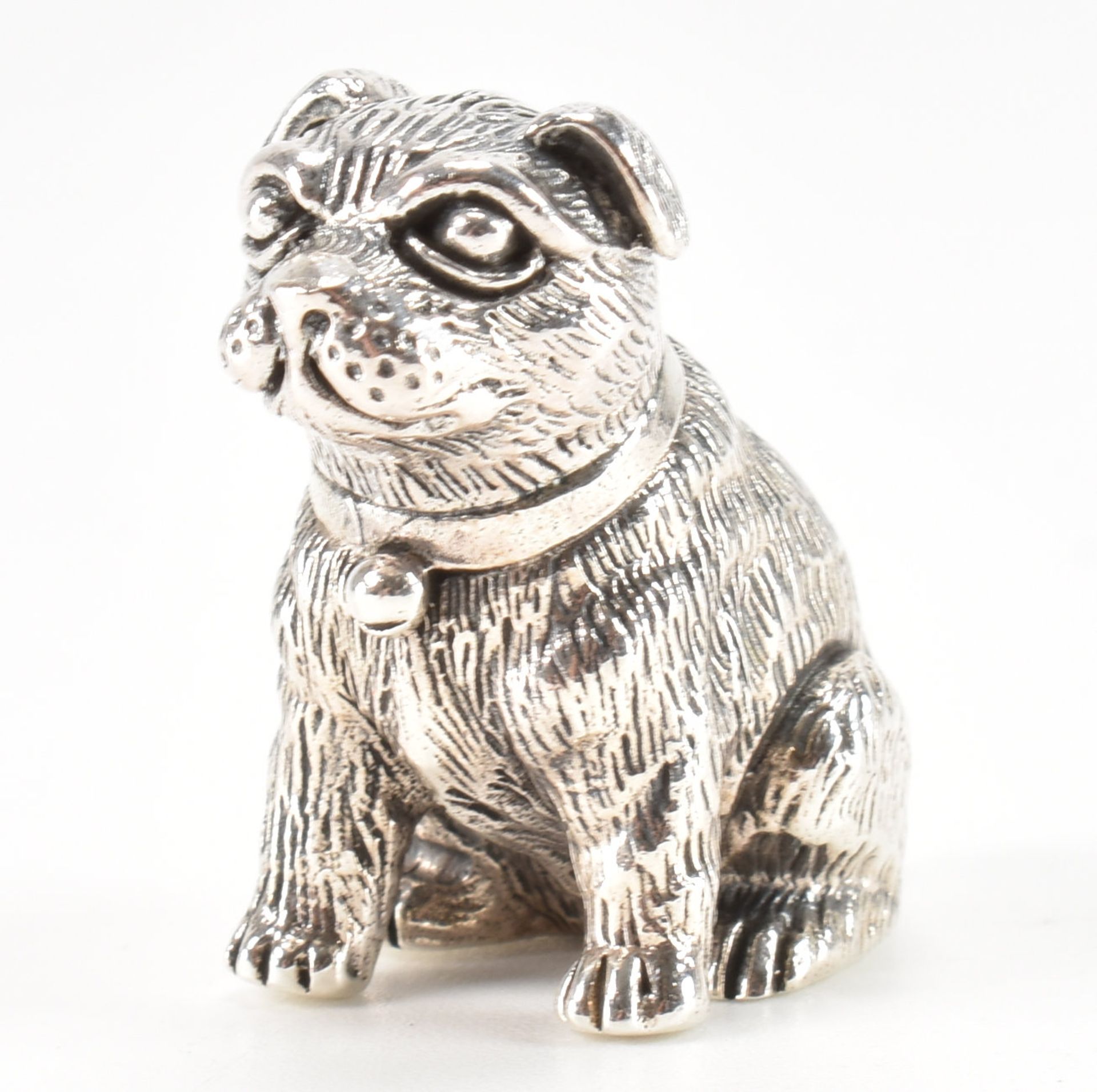 STERLING SILVER DOG FIGURINE DEPICTING A PUG