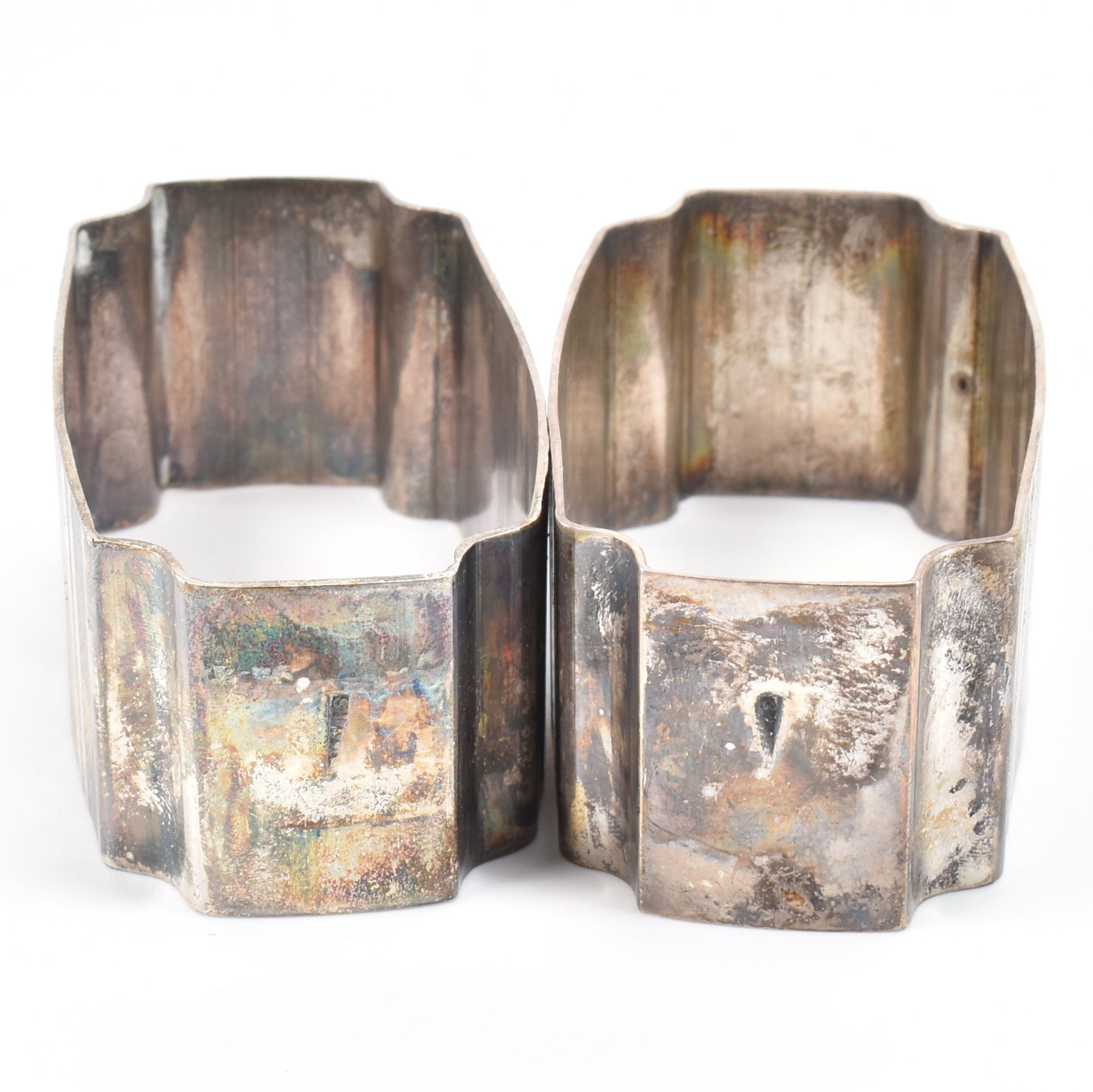 COLLECTION OF SIX SILVER AND SILVER PLATE NAPKIN RINGS - Image 3 of 5