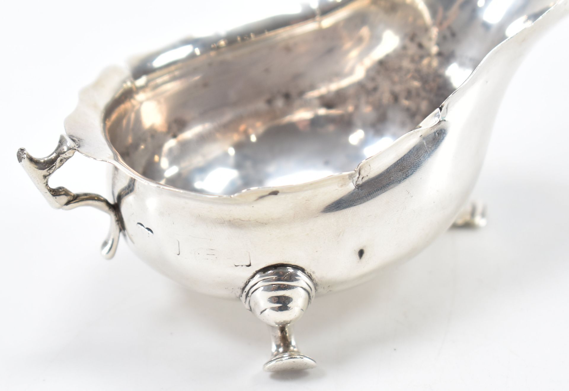 COLLECTION OF HALLMARKED ANTIQUE & LATER SILVER ITEMS - Image 12 of 12