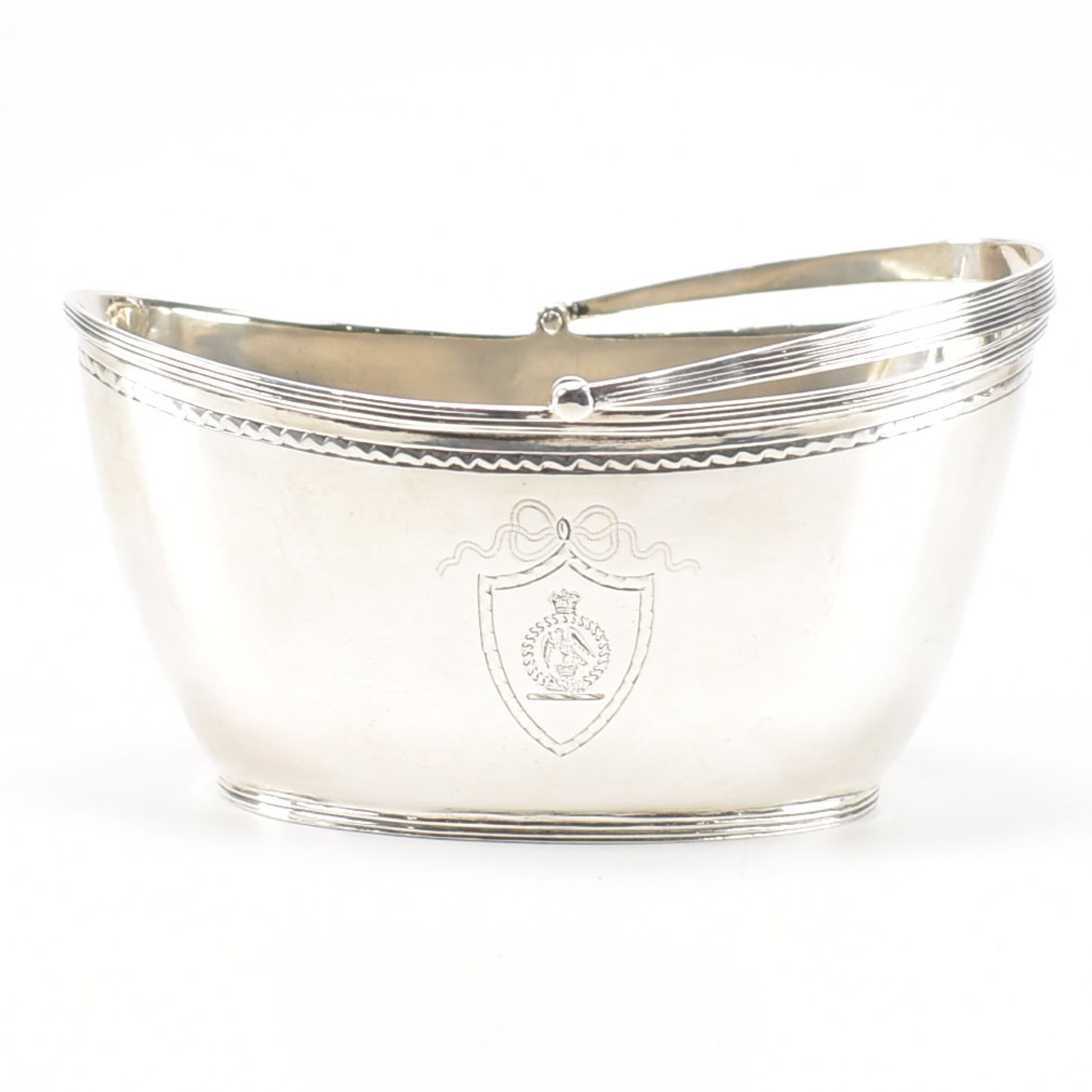 HALLMARKED VICTORIAN SILVER BASKET TABLE CONDIMENT - Image 2 of 12