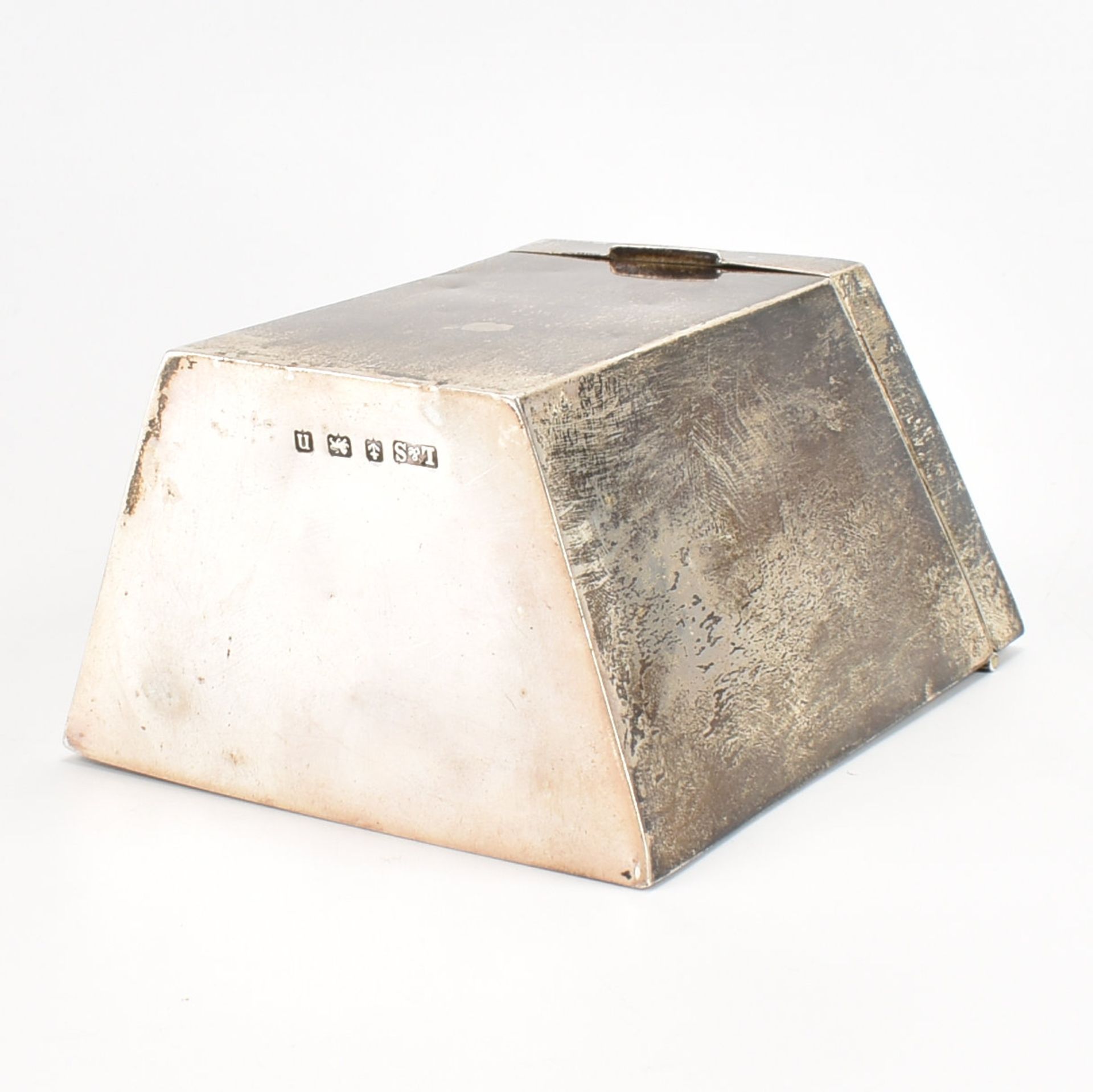 HALLMARKED 1912 SILVER TABLE CIGARETTE CASE - Image 5 of 6