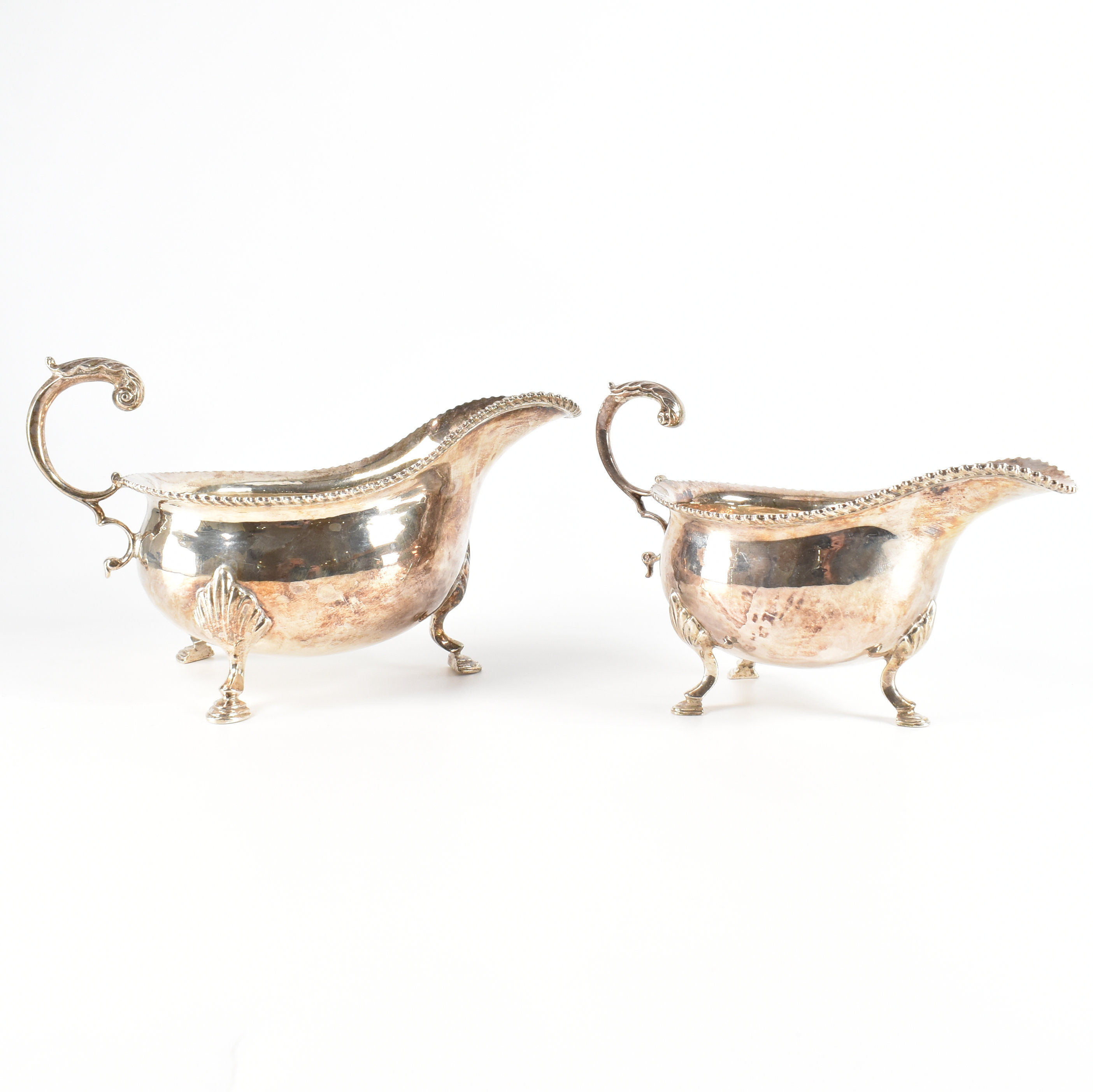 TWO HALLMARKED SILVER GRAVY BOAT SAUCE SERVERS - Image 2 of 3