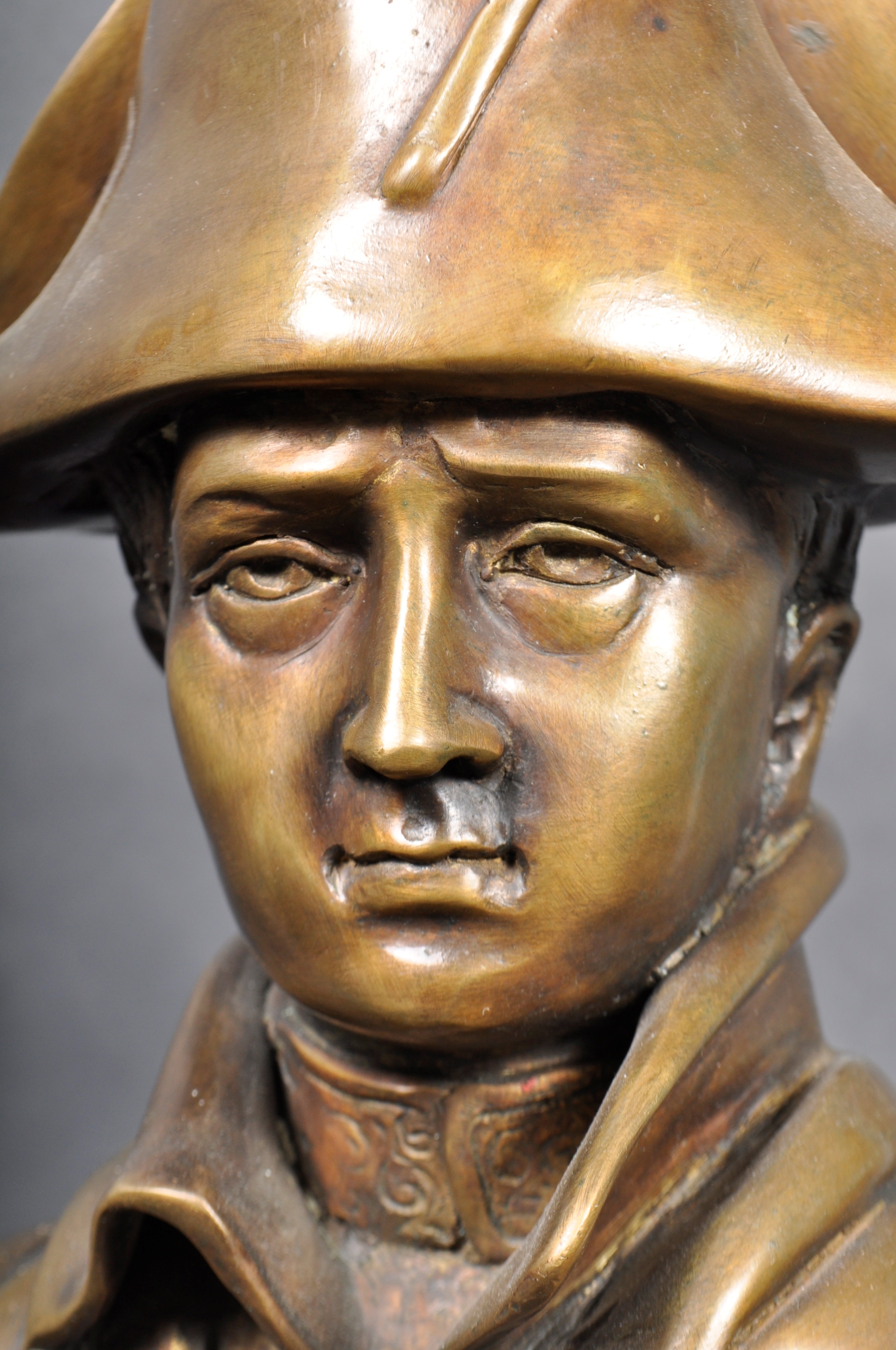 19TH CENTURY BRONZE BUST OF NAPOLEON - Image 3 of 9