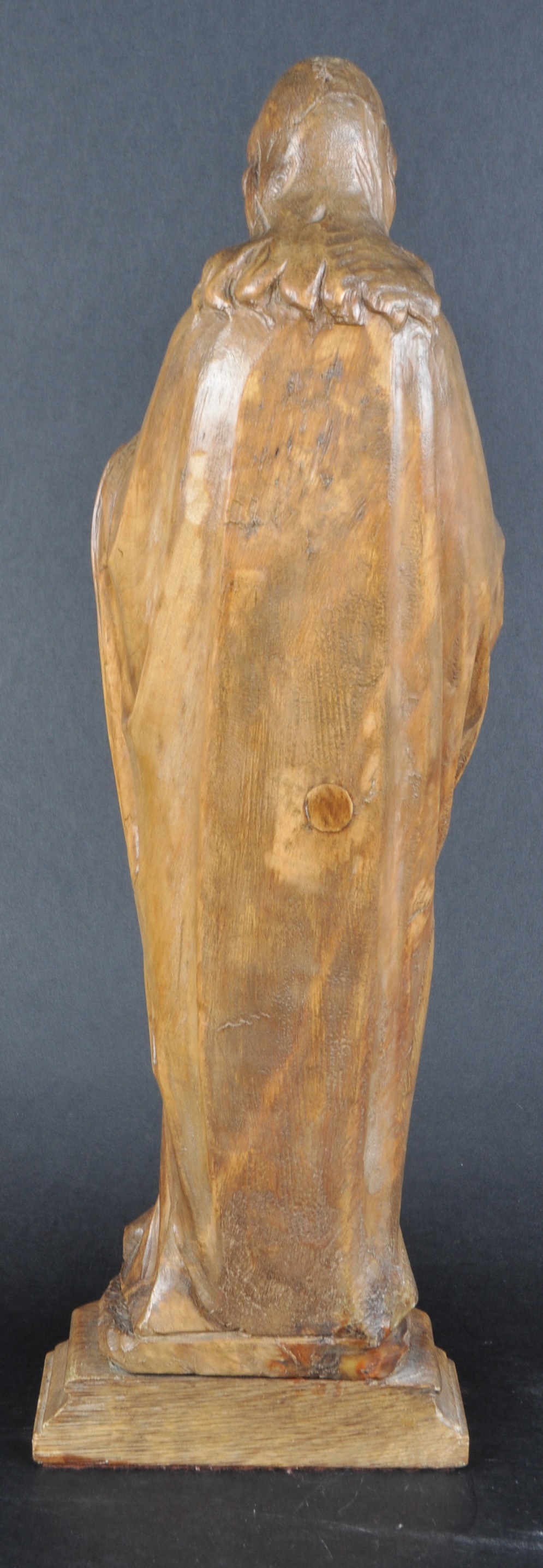 LARGE WALNUT CARVING OF THE VIRGIN MARY - Image 6 of 7