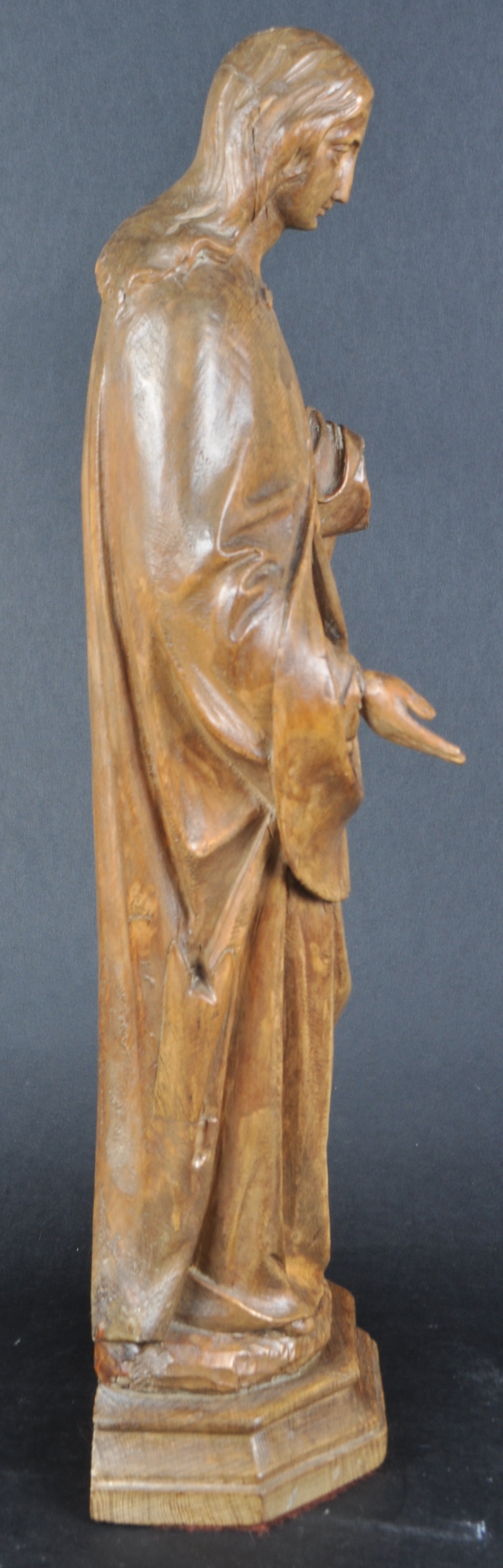 LARGE WALNUT CARVING OF THE VIRGIN MARY - Image 7 of 7