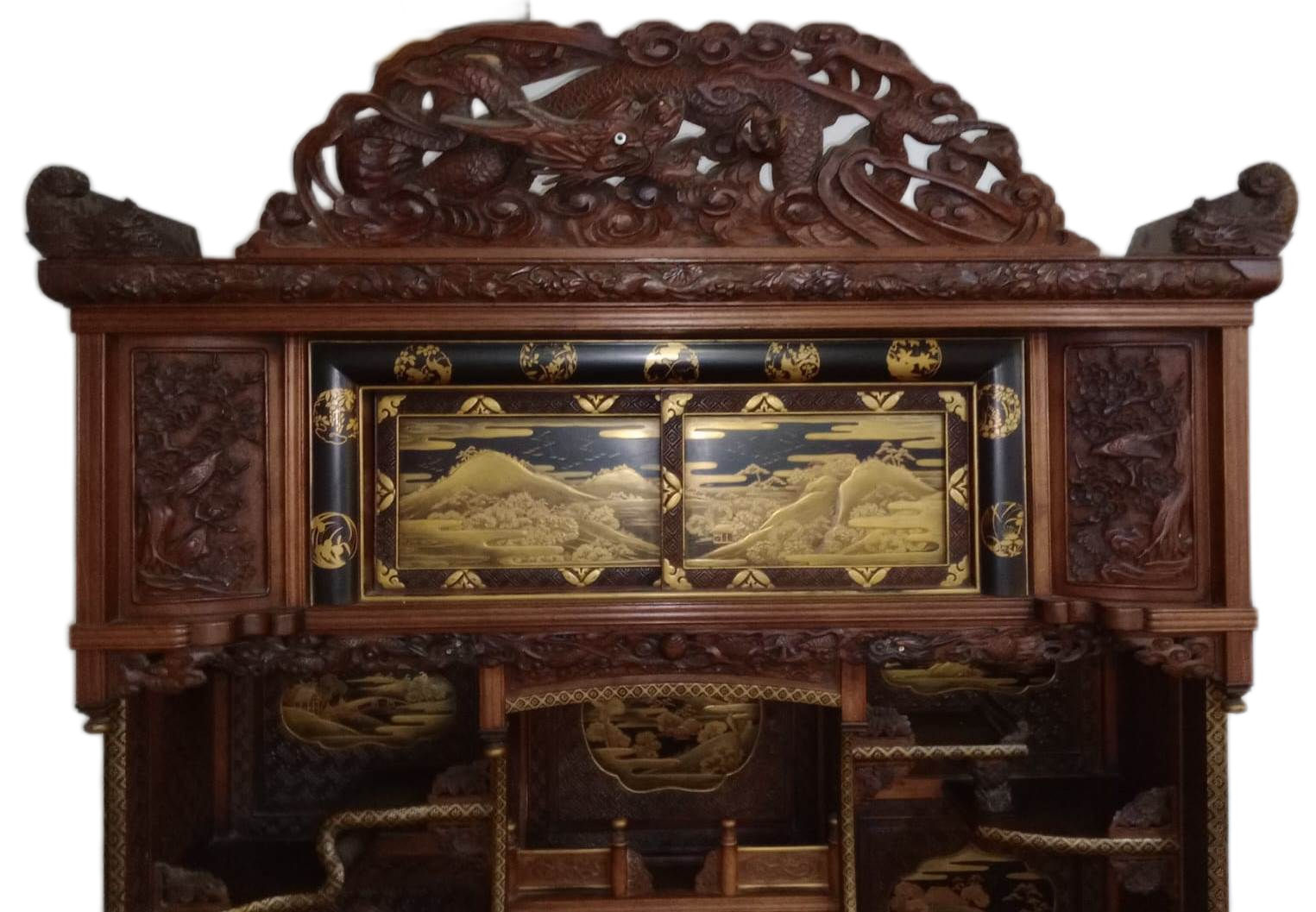 LATE 19TH CENTURY JAPANESE MEIJI LACQUER BOOKCASE CABINET - Image 2 of 10