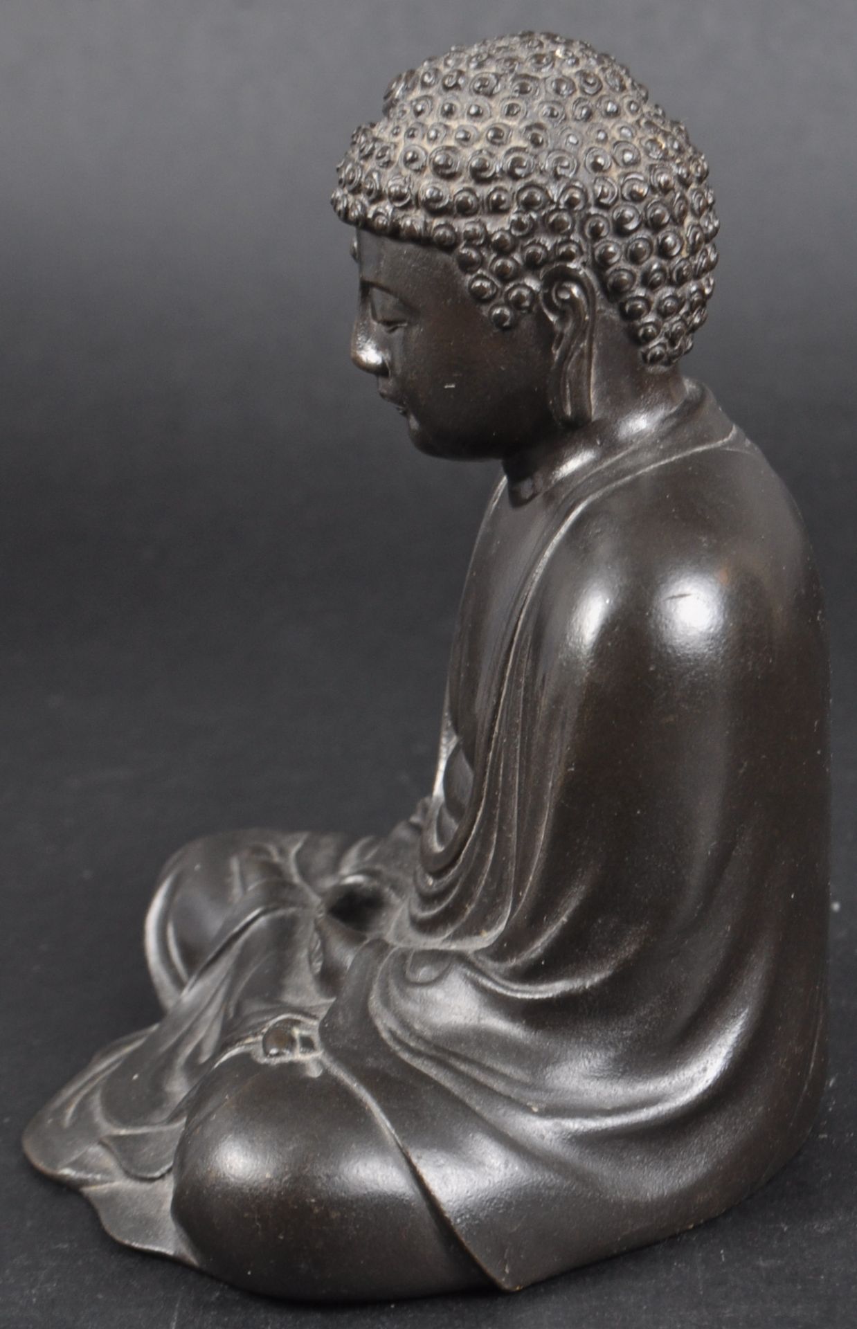 19TH CENTURY JAPANESE MEIJI PERIOD BRONZE BUDDHA - Image 2 of 6