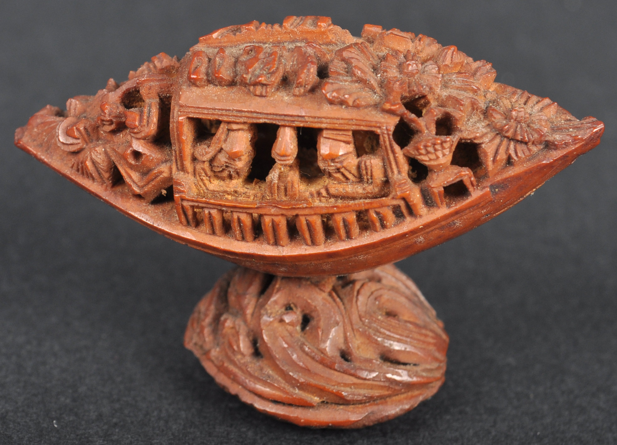 TWO 19TH CENTURY CHINESE HAND CARVED HEDIAO NUTS - Image 3 of 9